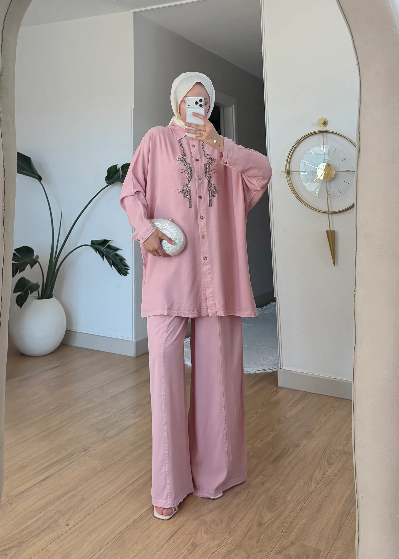 Mira Premium Nakışlı %100 Pamuk Takım