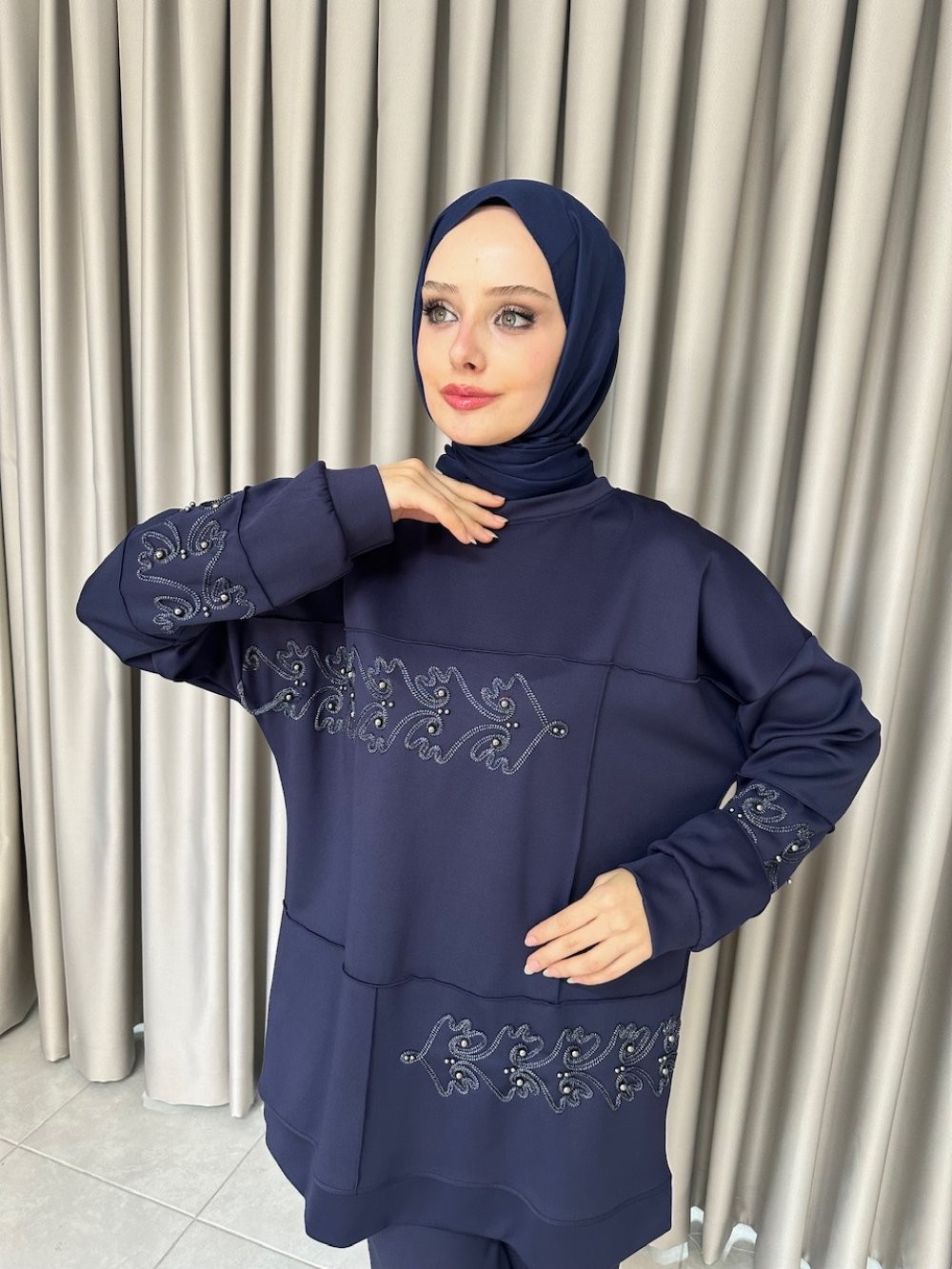 Vesna Takım Lacivert