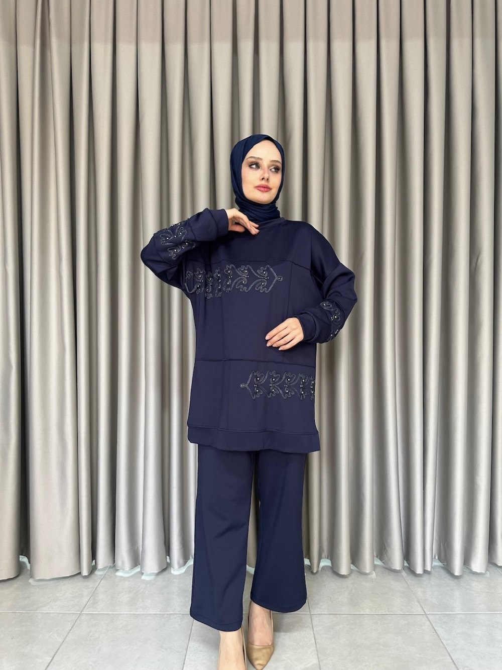 Vesna Takım Lacivert