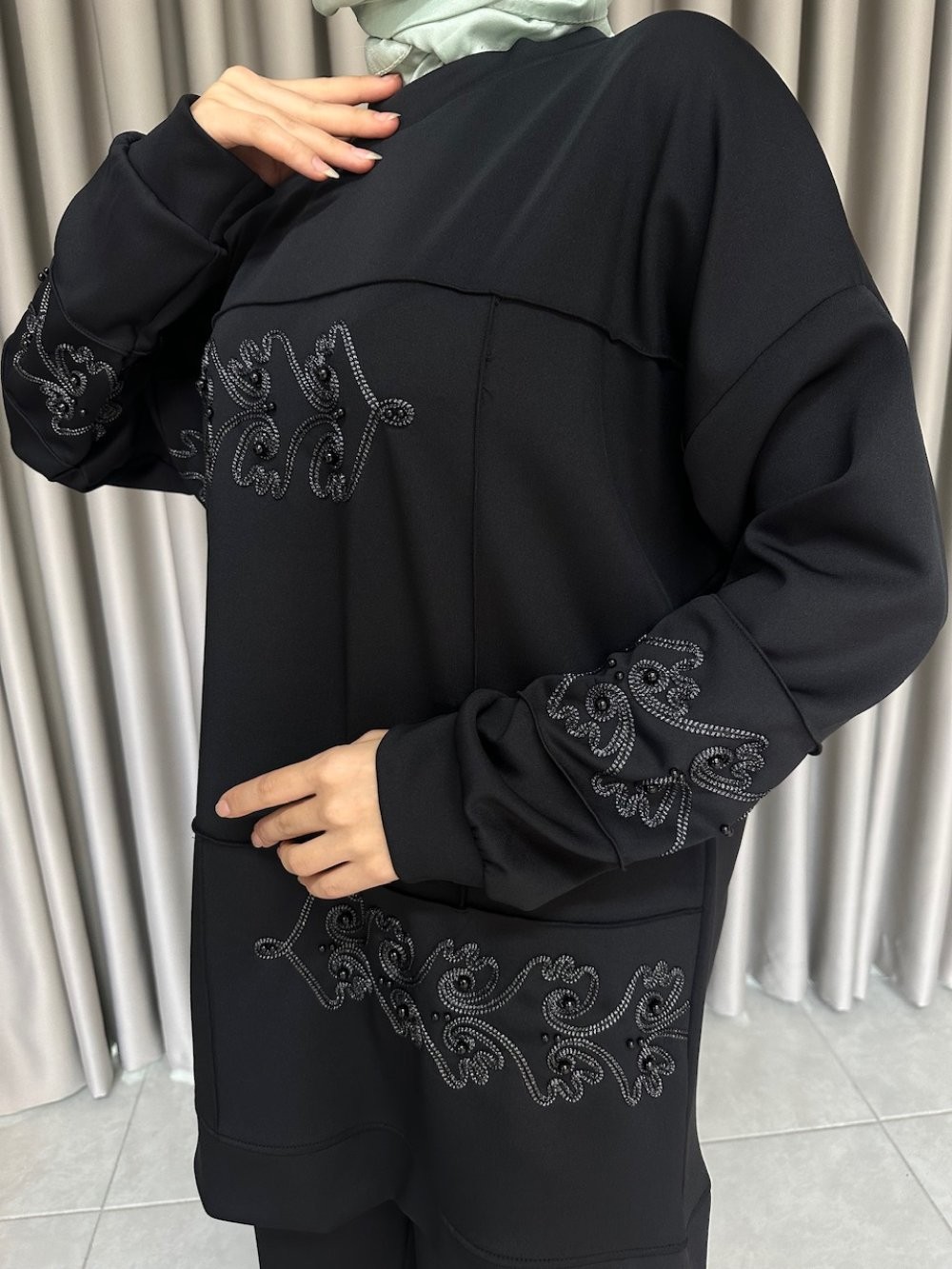 Vesna Takım Siyah
