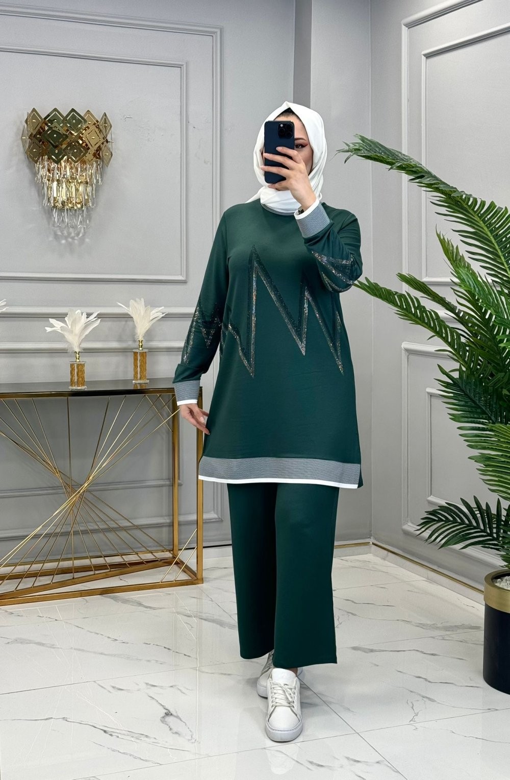 Esra Takım Zümrüt