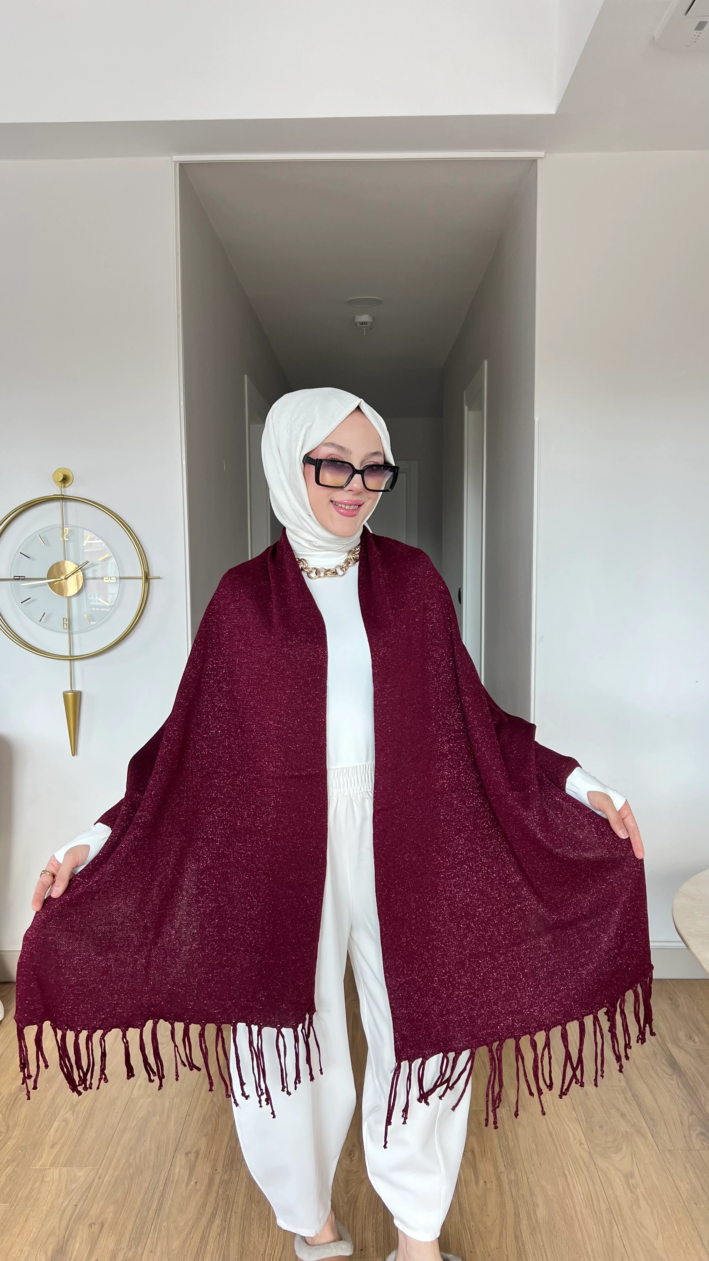 Simli Kollu Panço  - Bordo