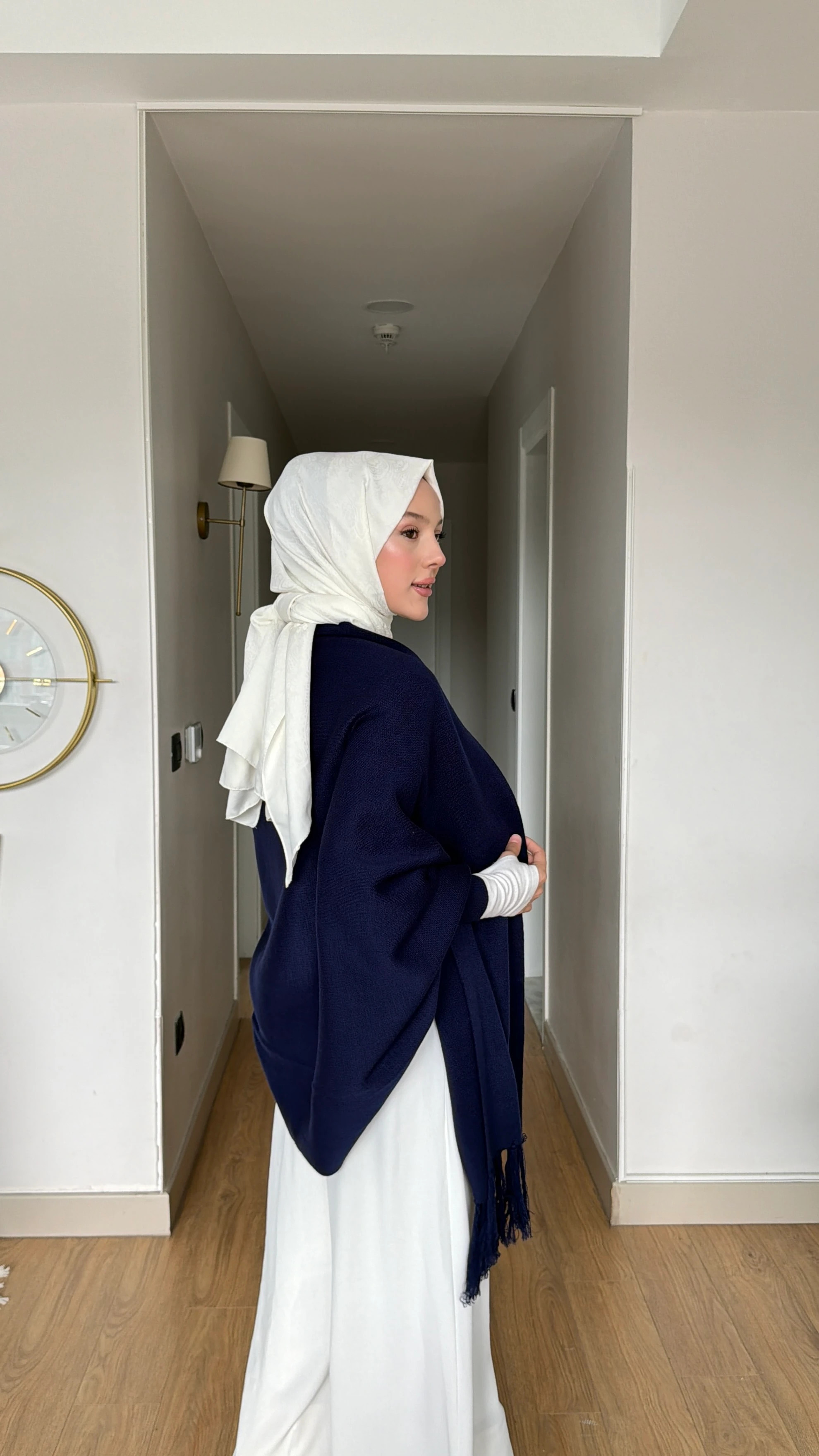 Kollu Panço Lacivert