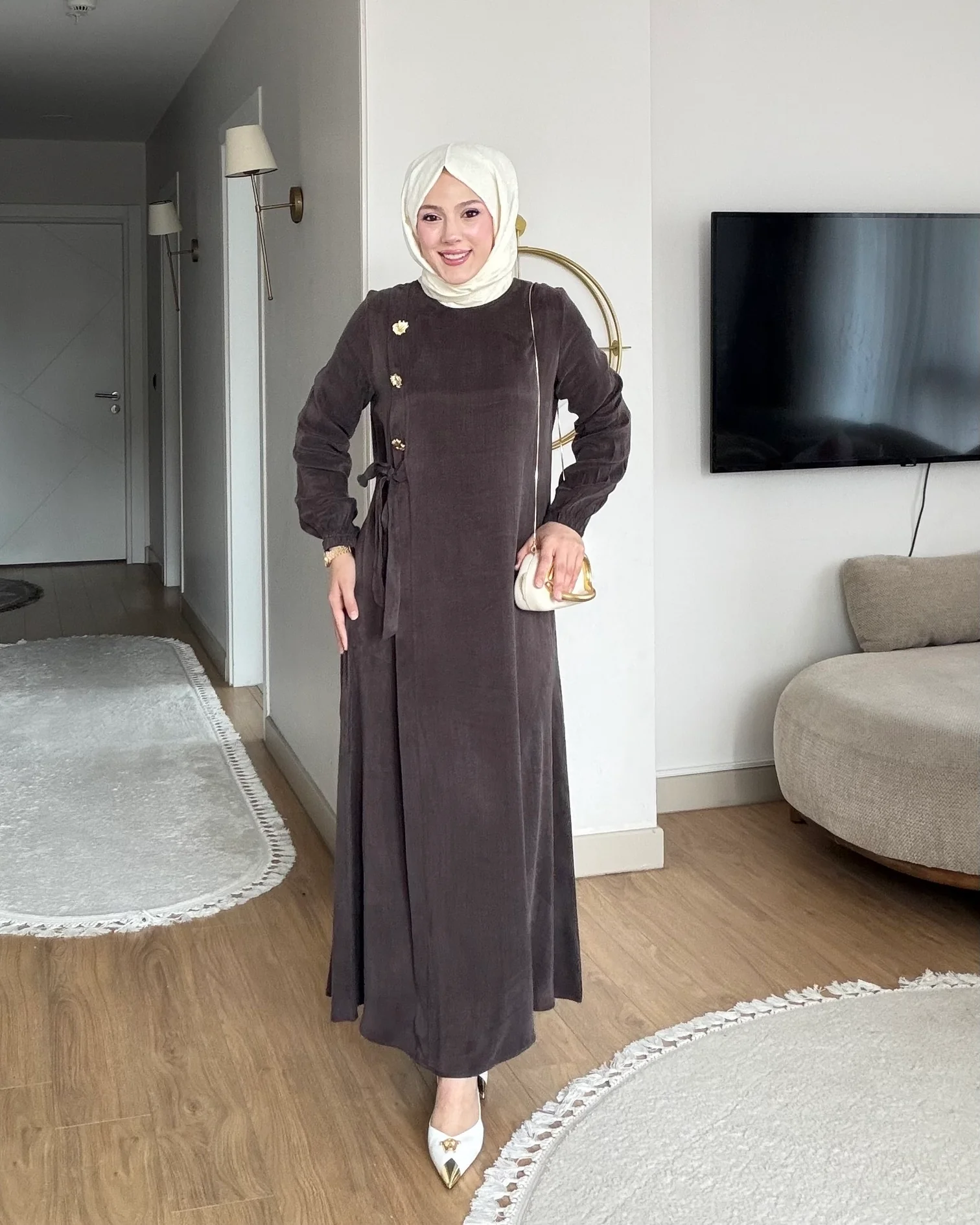 Aria Gold Aksesuarlı Cupra Elbise