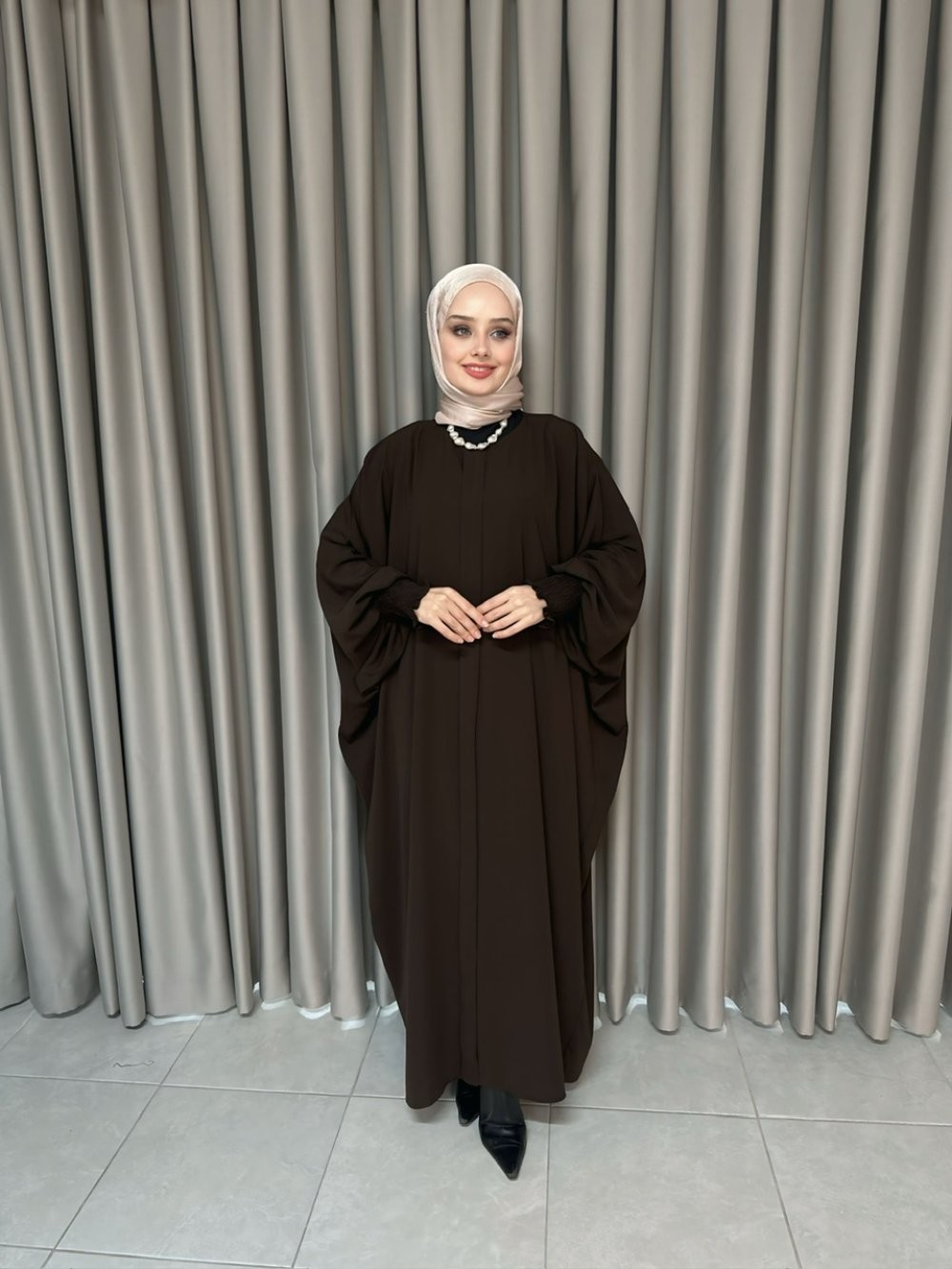 Amine Ferace Elbise Kahverengi