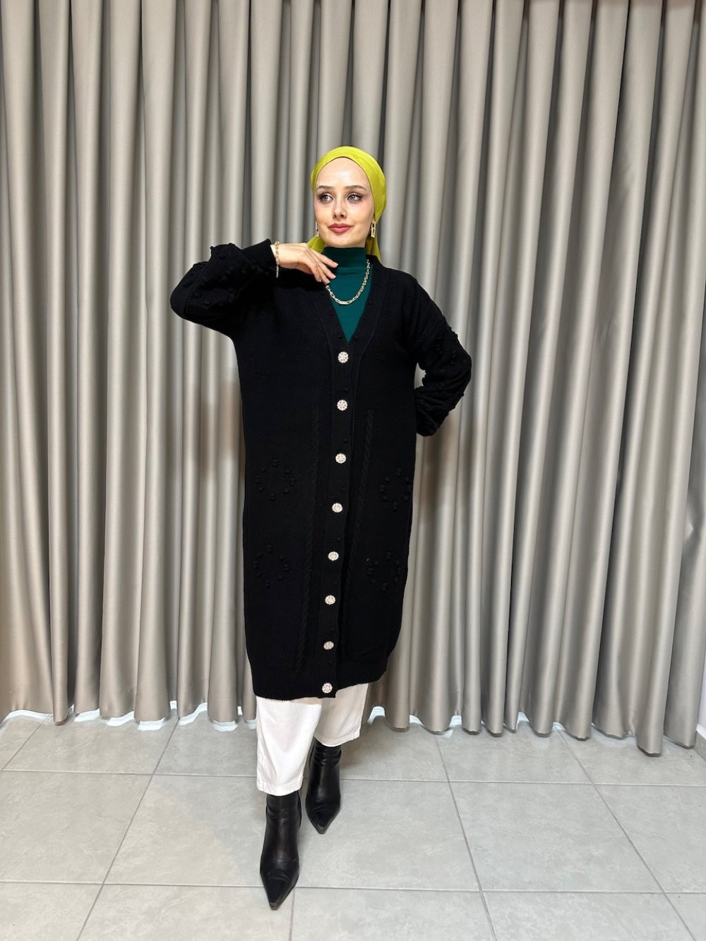 Yıldız Hırka Siyah