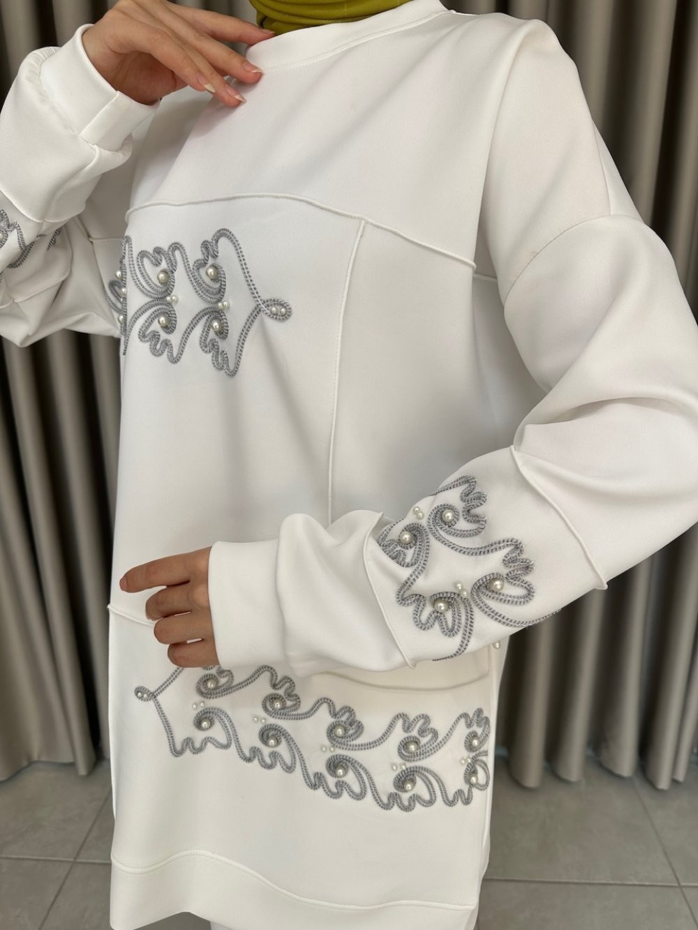 Vesna Takım Beyaz