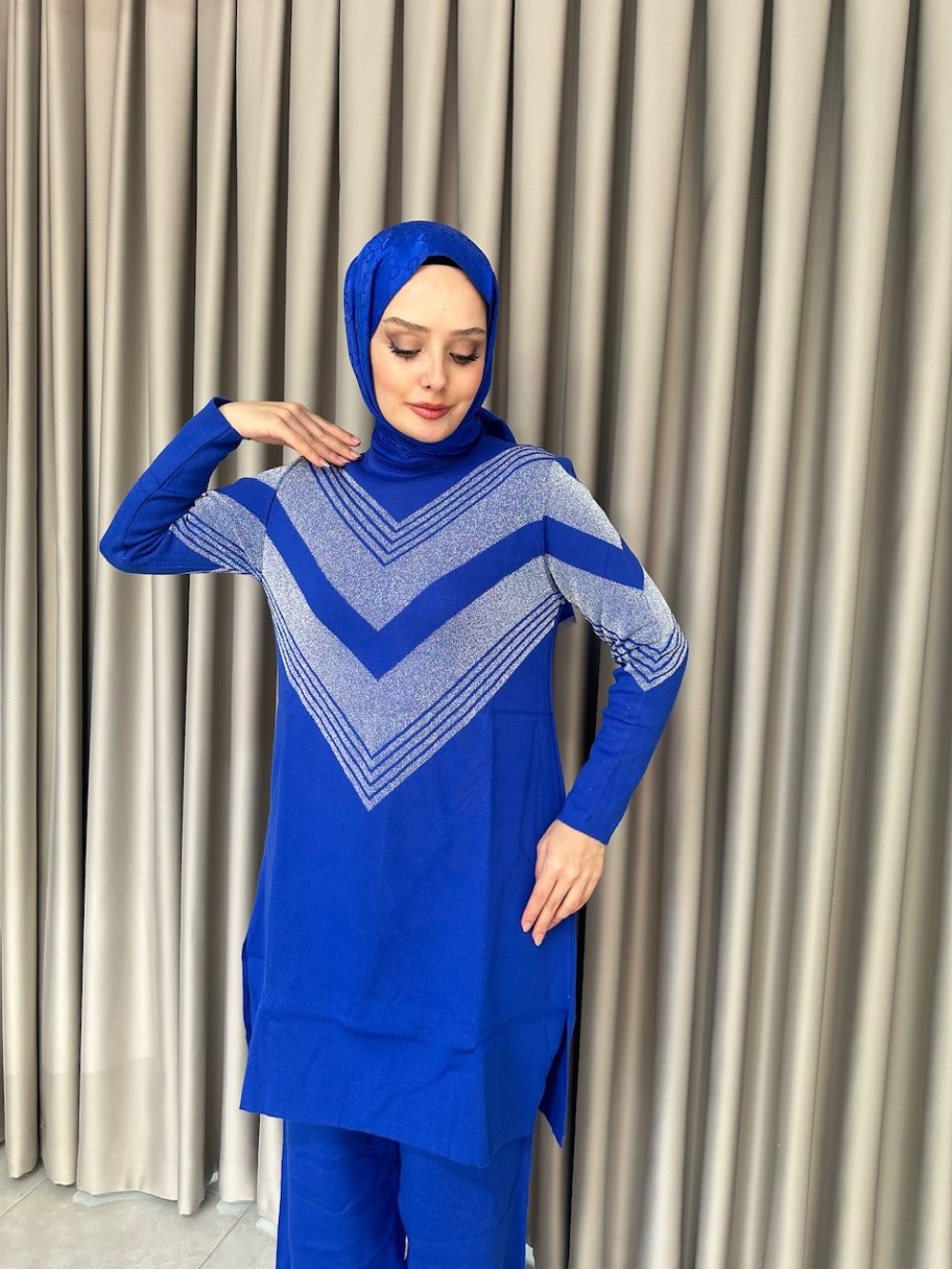 Büşra Triko Takım Saks Mavisi