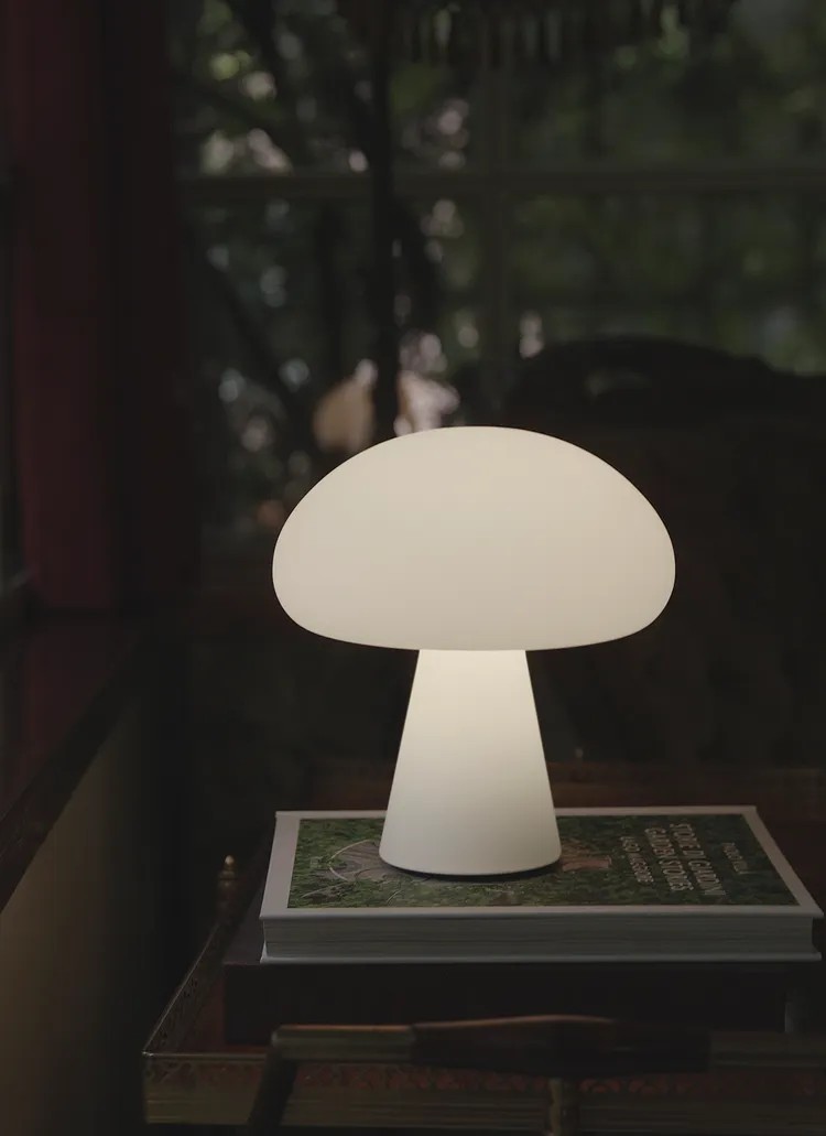 Gubi Obello Portable Lamp 