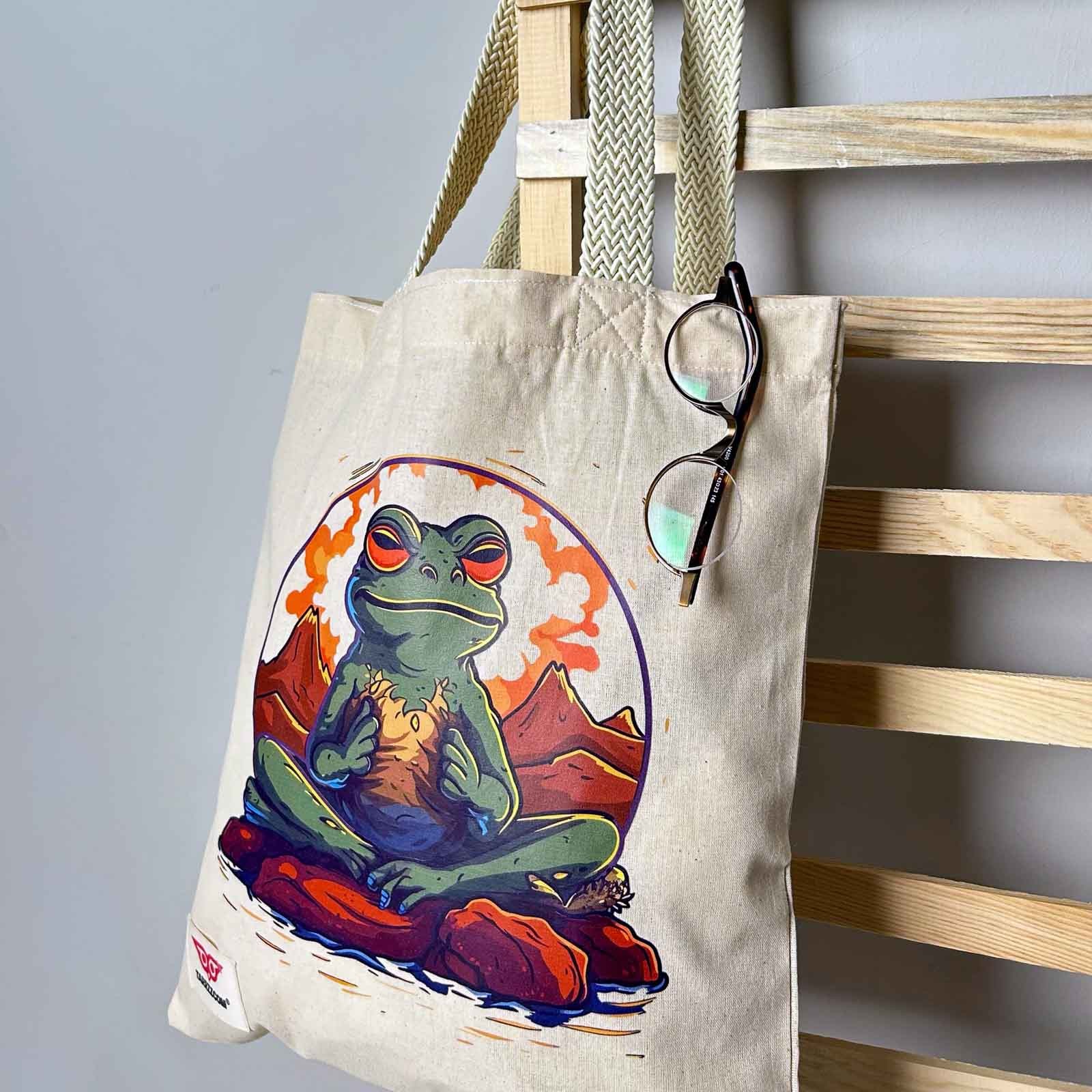 Ham Bez Çanta Tote Bag Frog Sitting On Stone