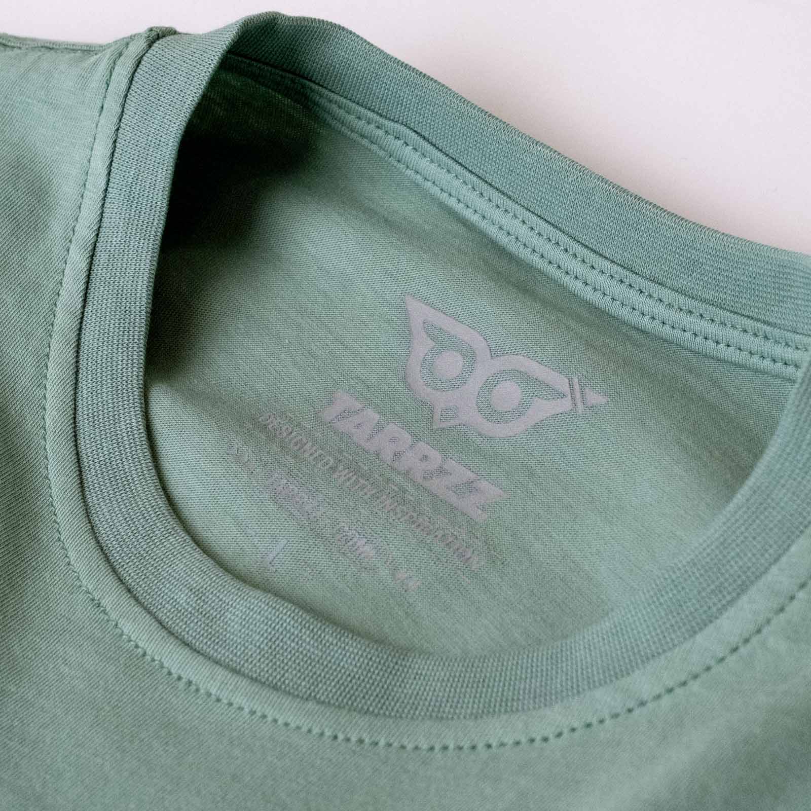 Kedi ve Kalp Tasarım Tişört