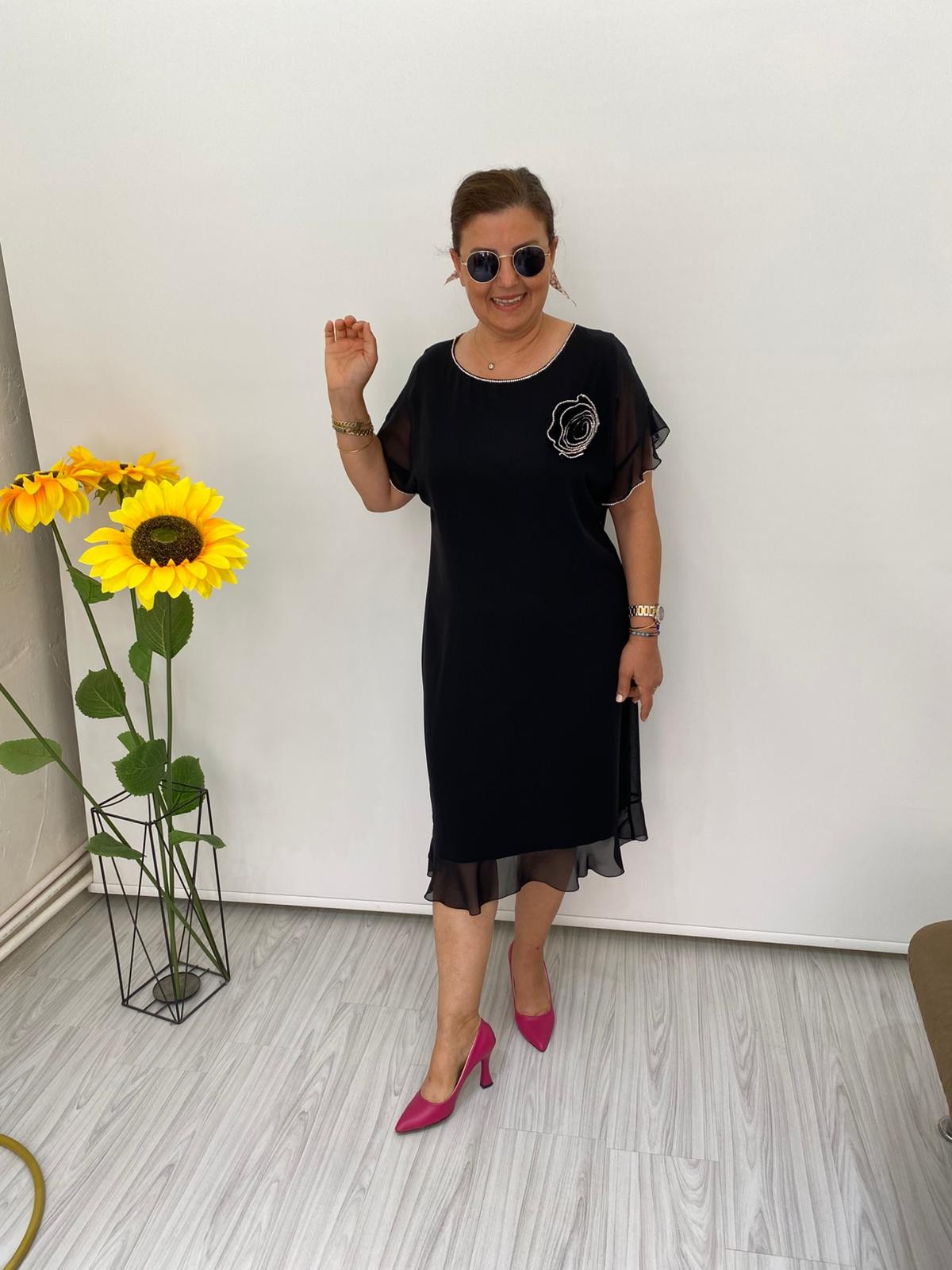 GÜL DETAY ŞİFON ELBİSE