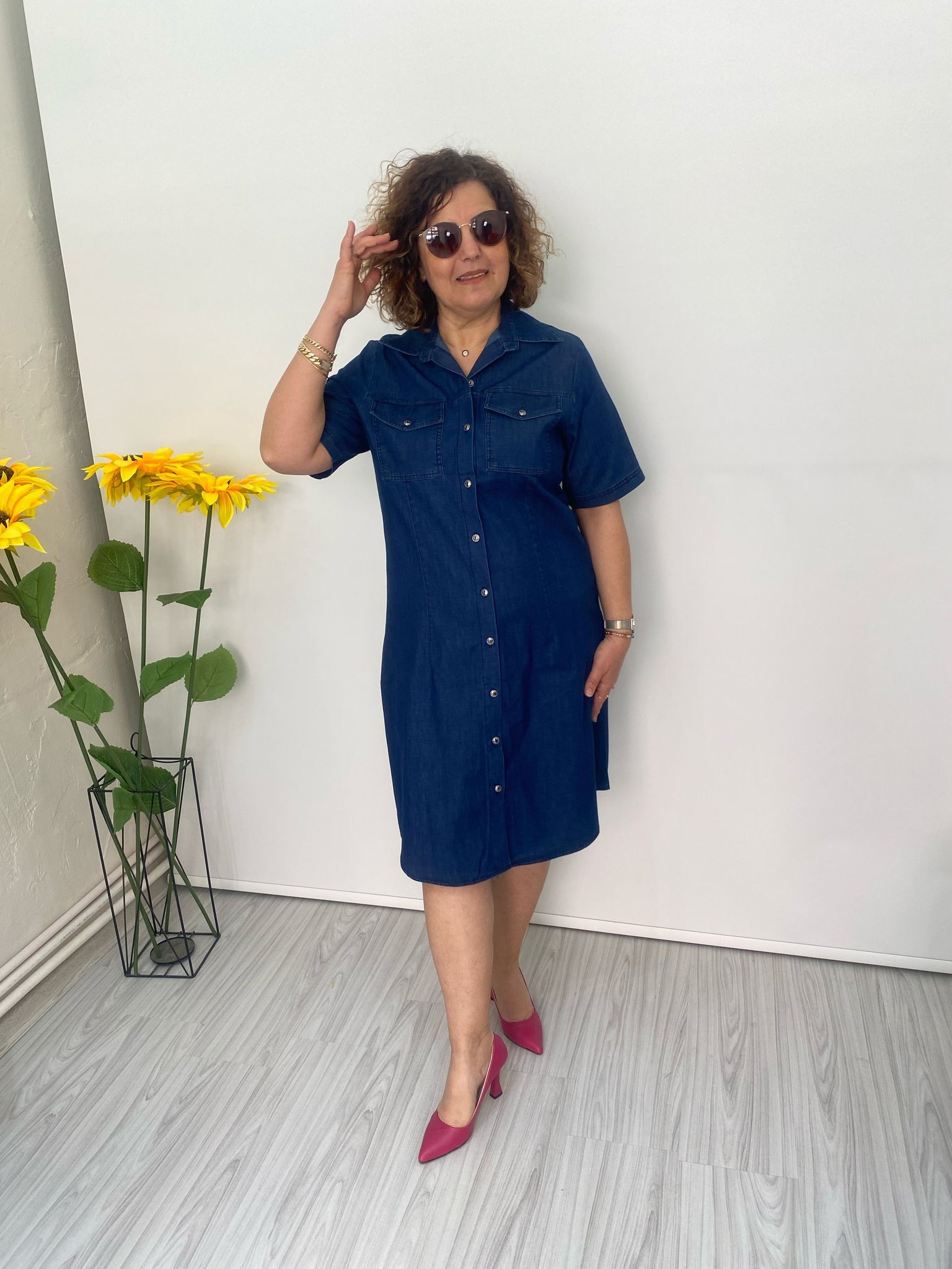 ÖNÜ DÜĞMELİ KOT ELBİSE