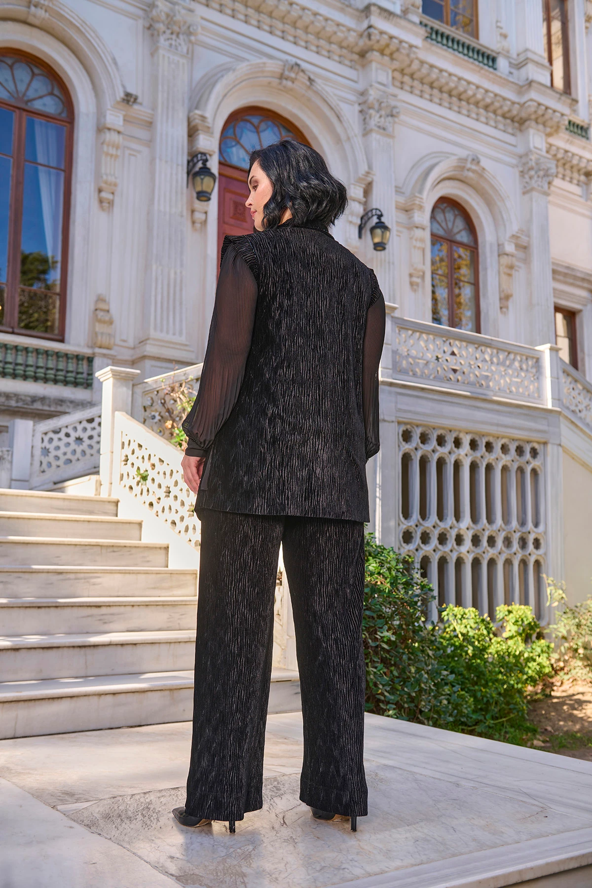 Güpür ve elişi detaylı krınkıl kadife 3'lü takım