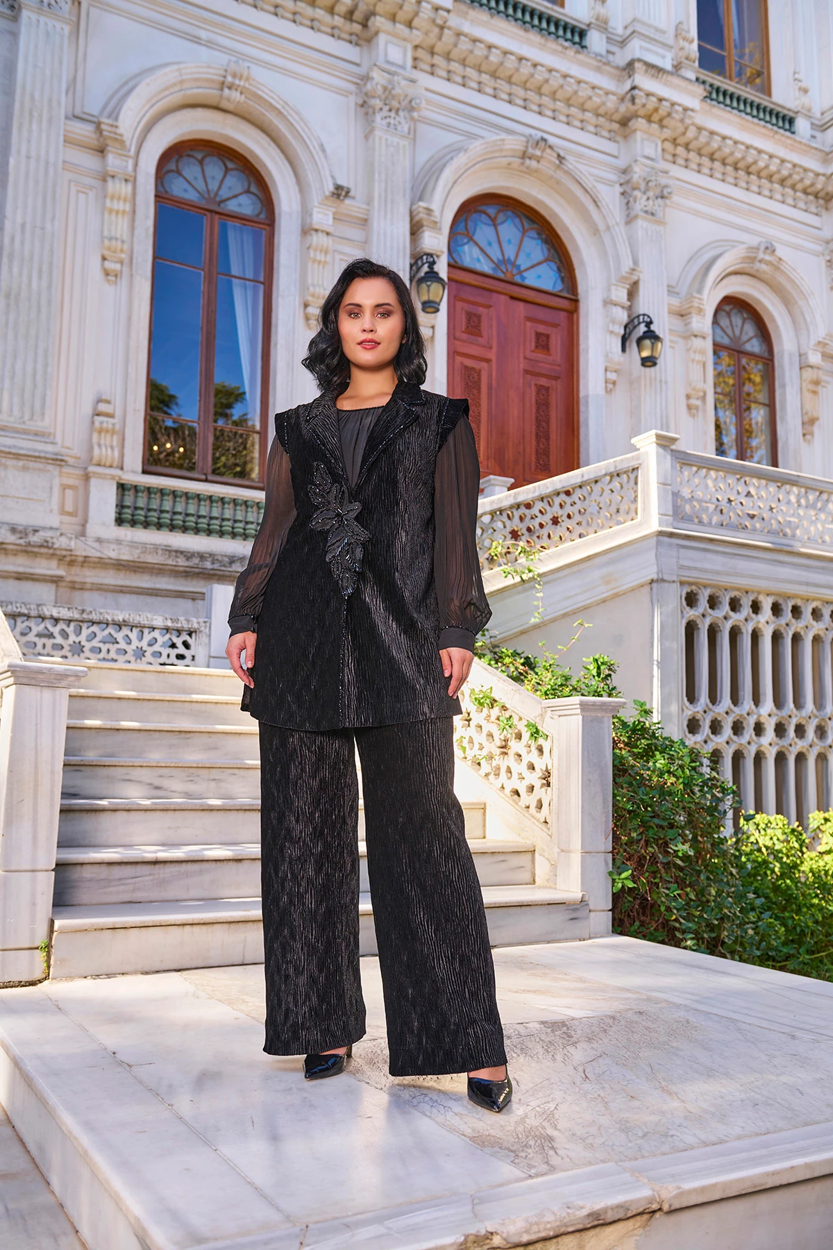 Güpür ve elişi detaylı krınkıl kadife 3'lü takım