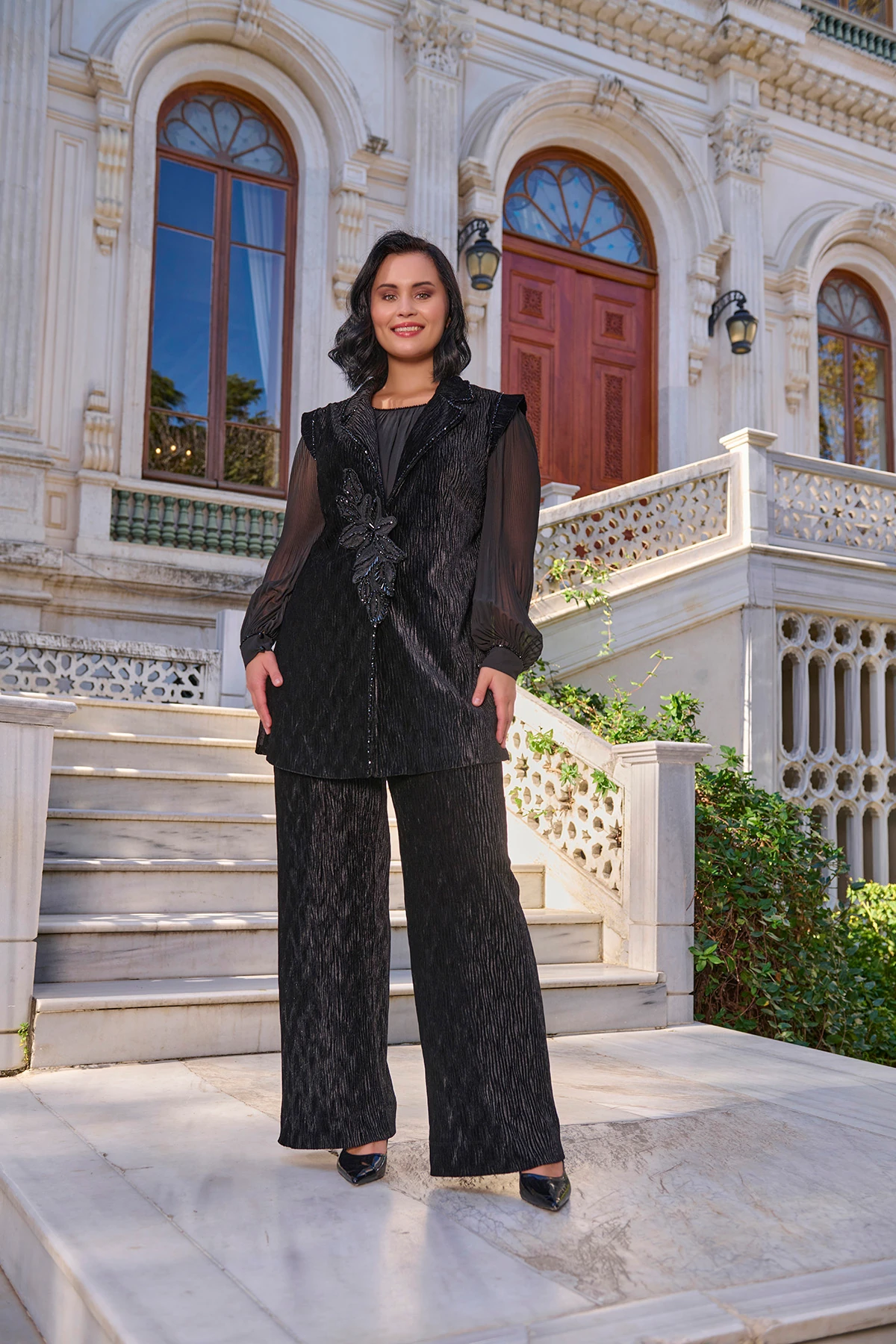 Güpür ve elişi detaylı krınkıl kadife 3'lü takım