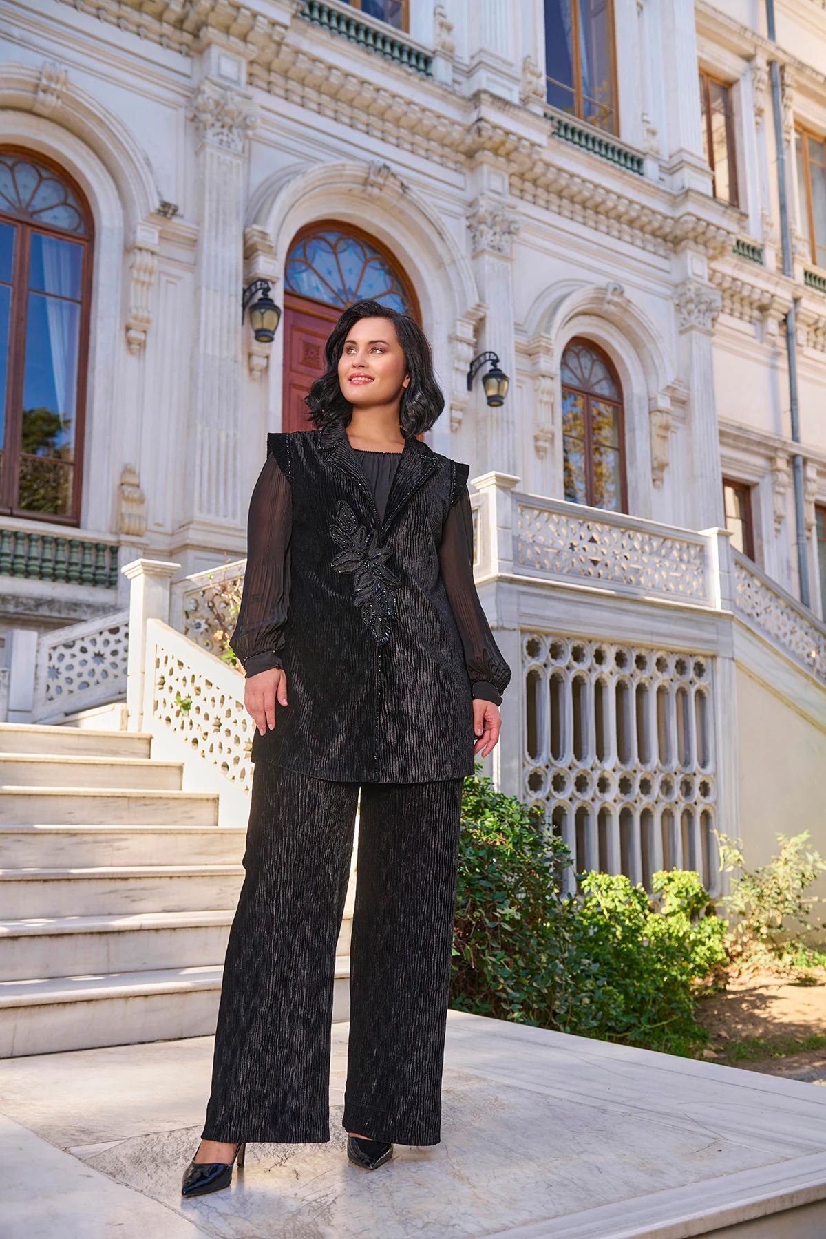 Güpür ve elişi detaylı krınkıl kadife 3'lü takım