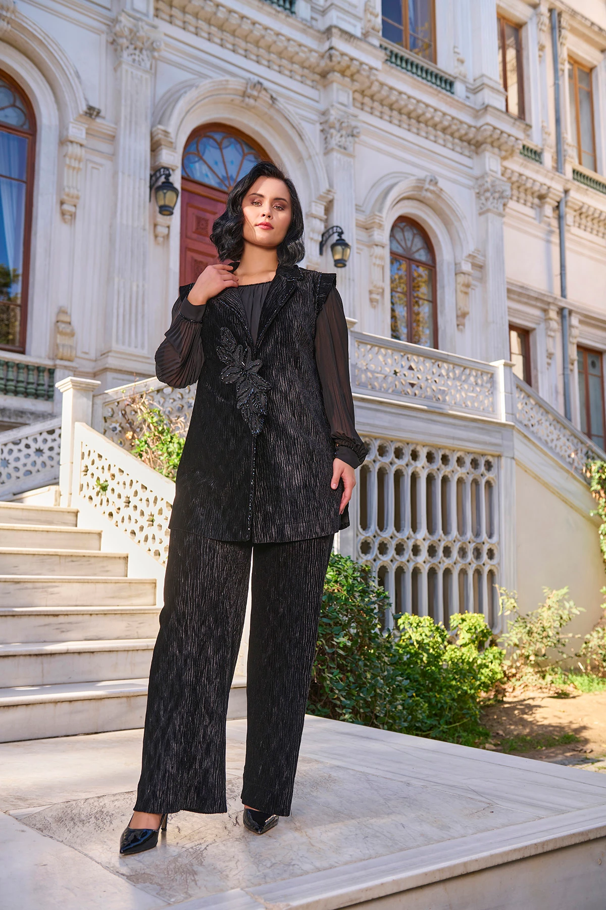 Güpür ve elişi detaylı krınkıl kadife 3'lü takım