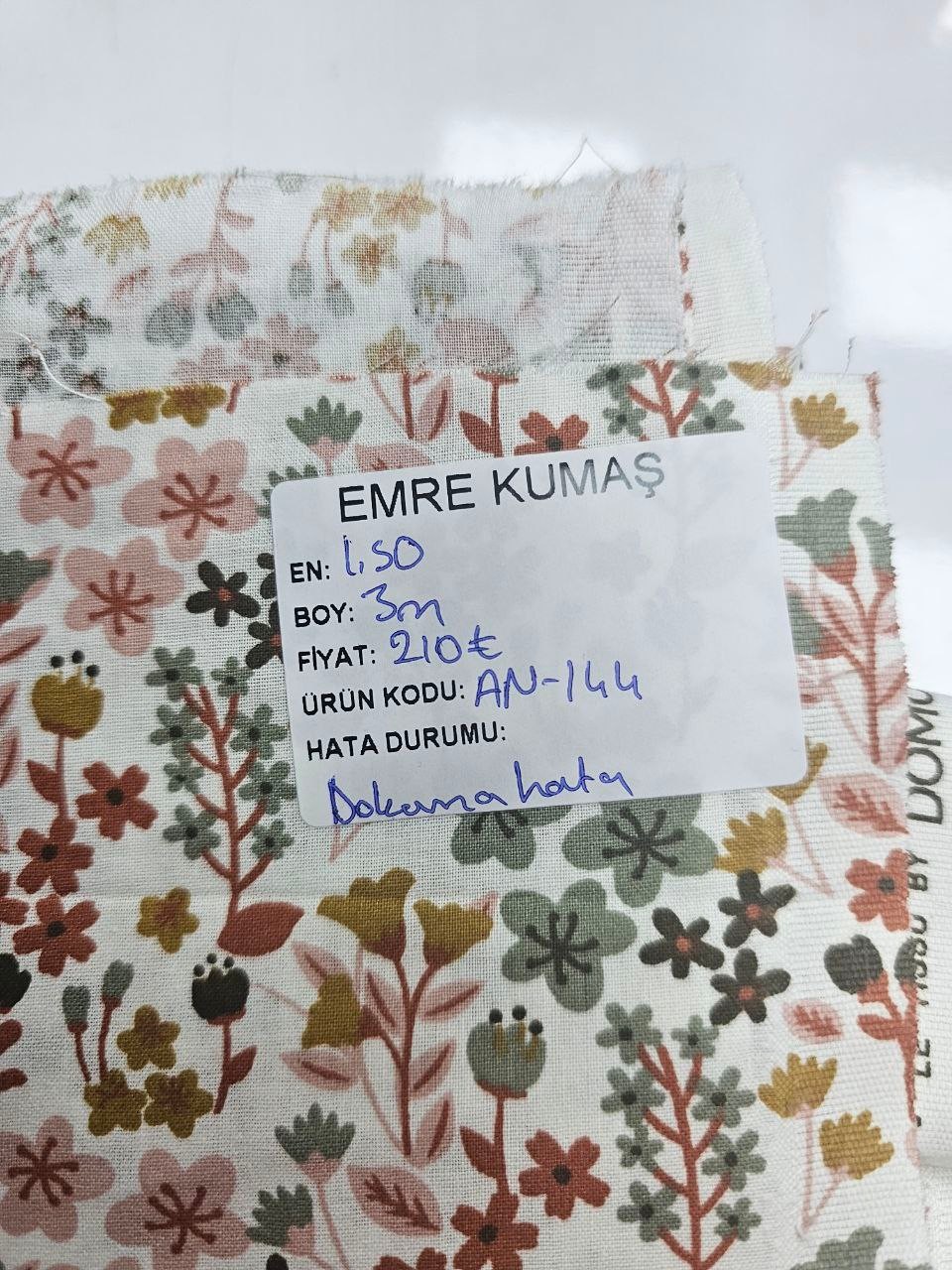 Mini Çıtır Çiçek Desenli Giyimlik Poplin Kumaş