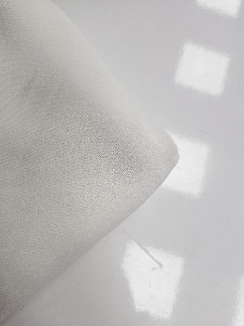 Düz Renk Giyimlik Krep Kumaş