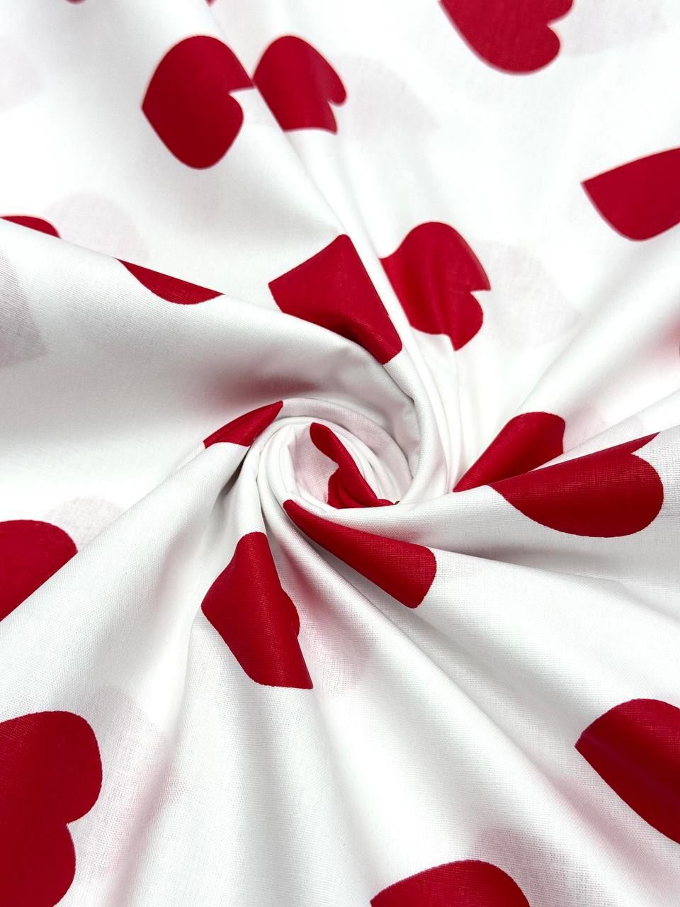 Kalp Desenli Nevresimlik Poplin Kumaş