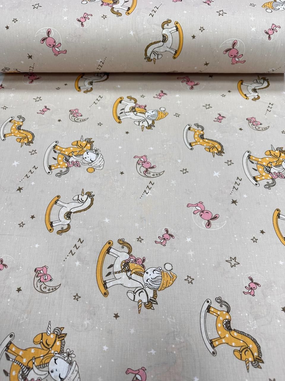 Uykucu Prenses Desenli Nevresimlik Poplin Kumaş