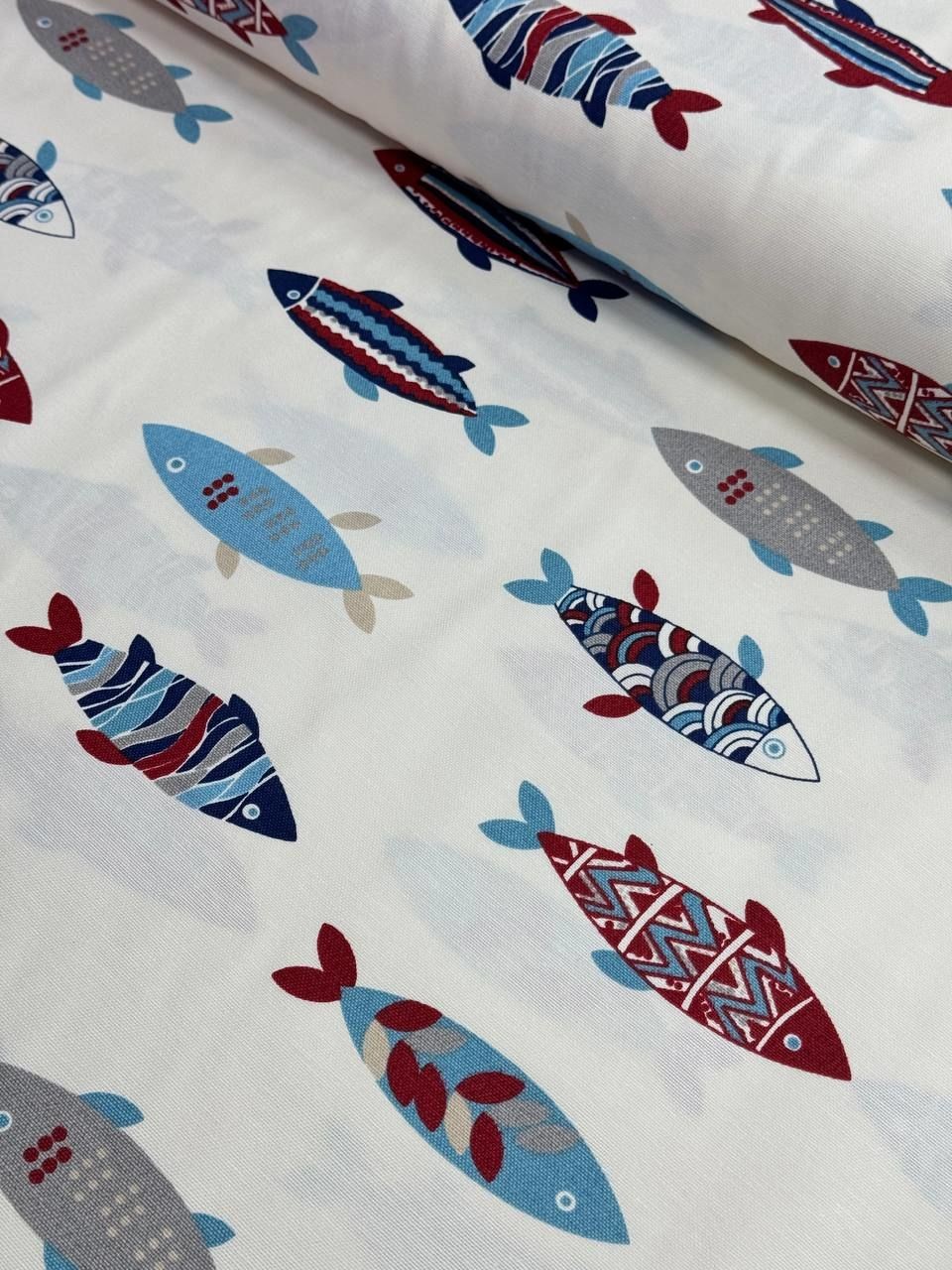 Renkli Balık Desenli Duck Kumaş - Duck Bezi