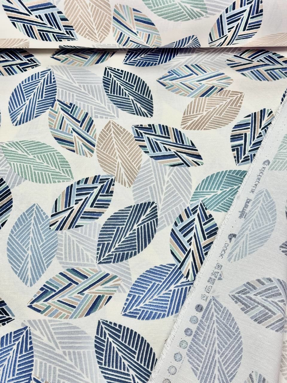 قماش بطة بنقشة أوراق الباستيل النيلي - قماش بطة