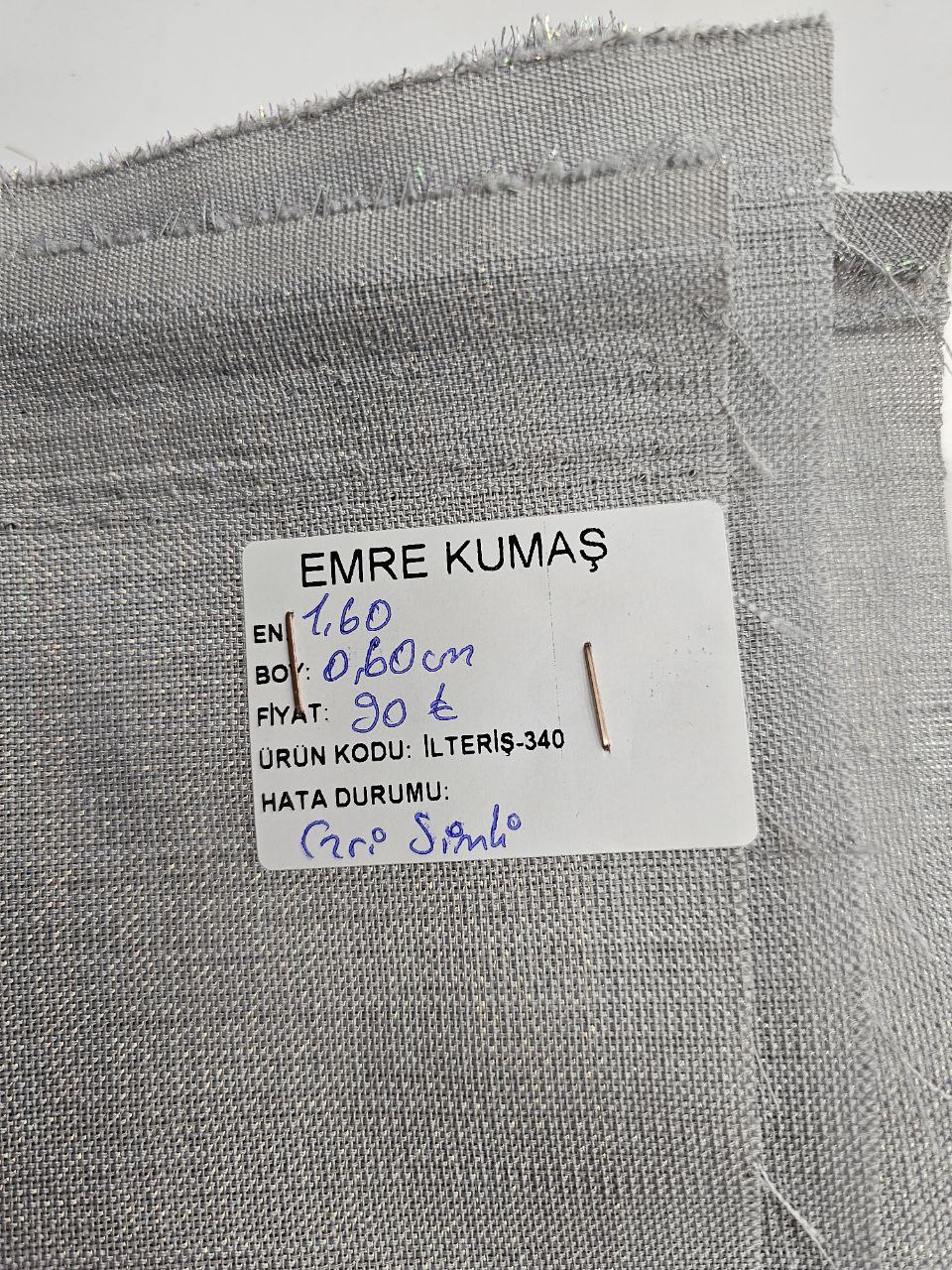 Gri Renk Simli Gardenya Kumaş