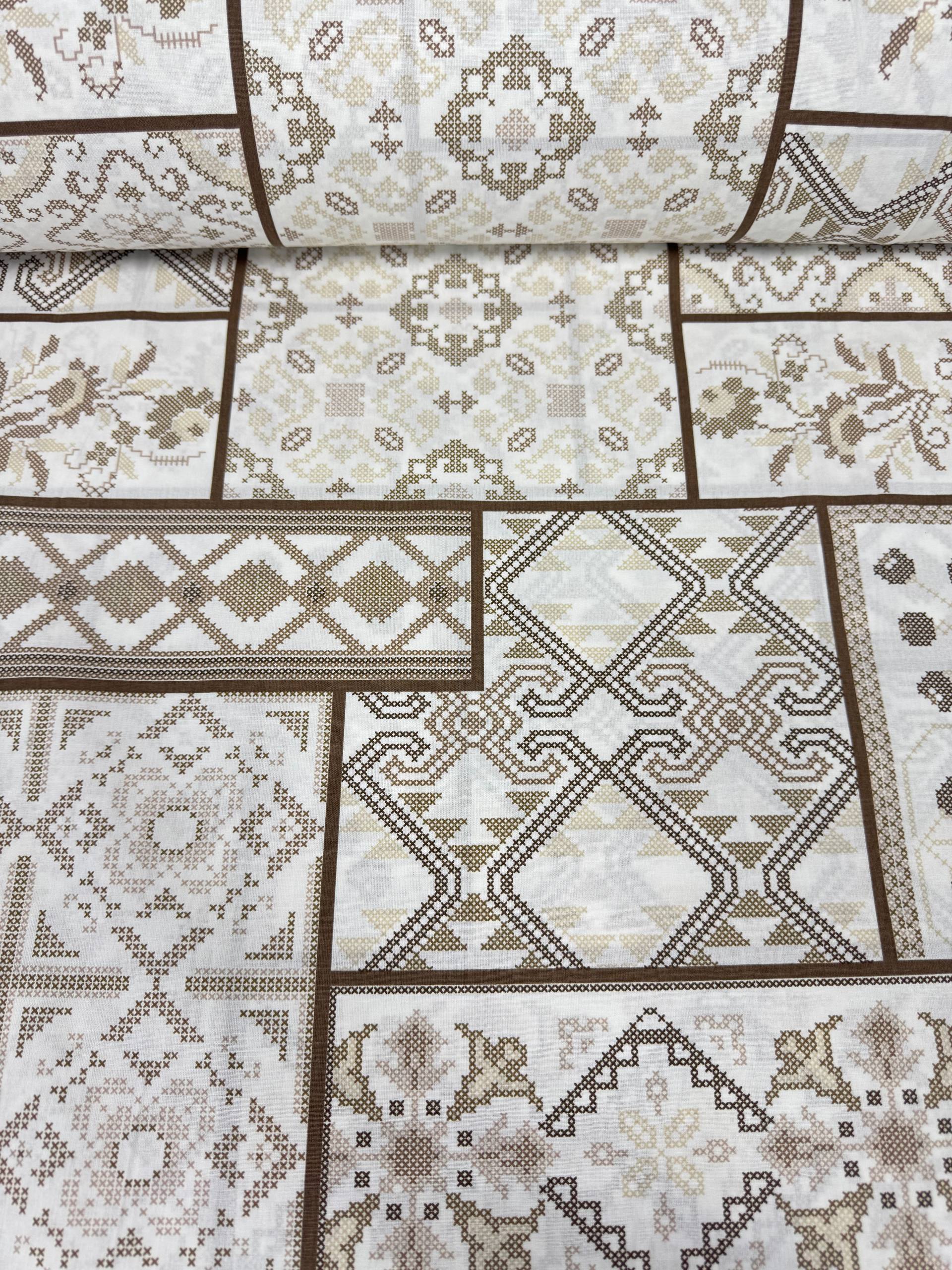 Premier Lotus Flower Pattern 100% Cotton Poplin Duvet Cover Fabric - Kahverengi