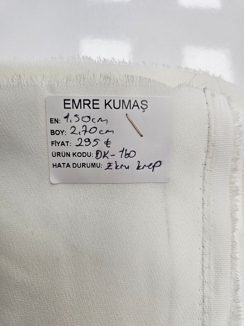 Ekru Renk Krep Kumaş
