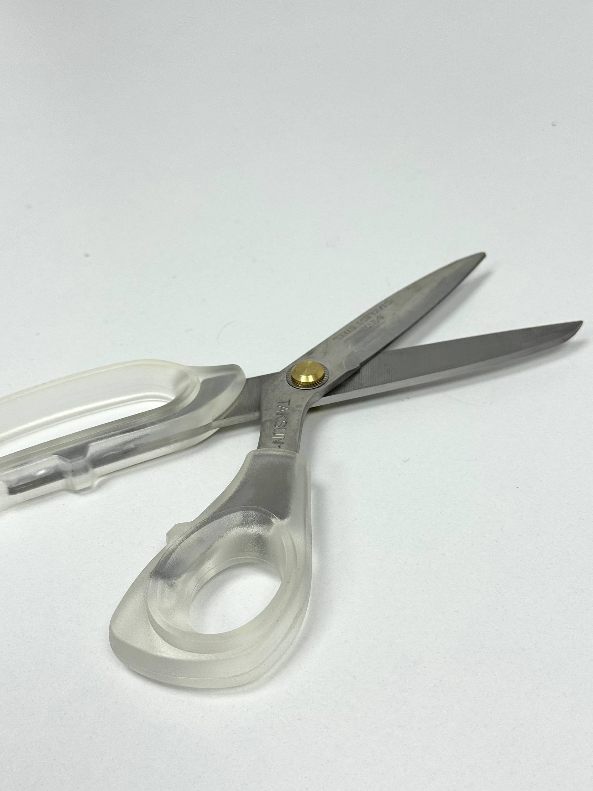 Taksun 8 Numara Terzi Makası