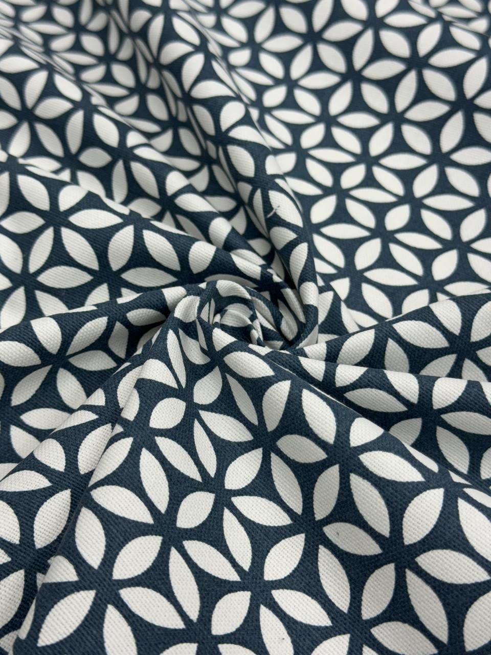 Geometrik Desenli Duck Kumaş - Duck Bezi