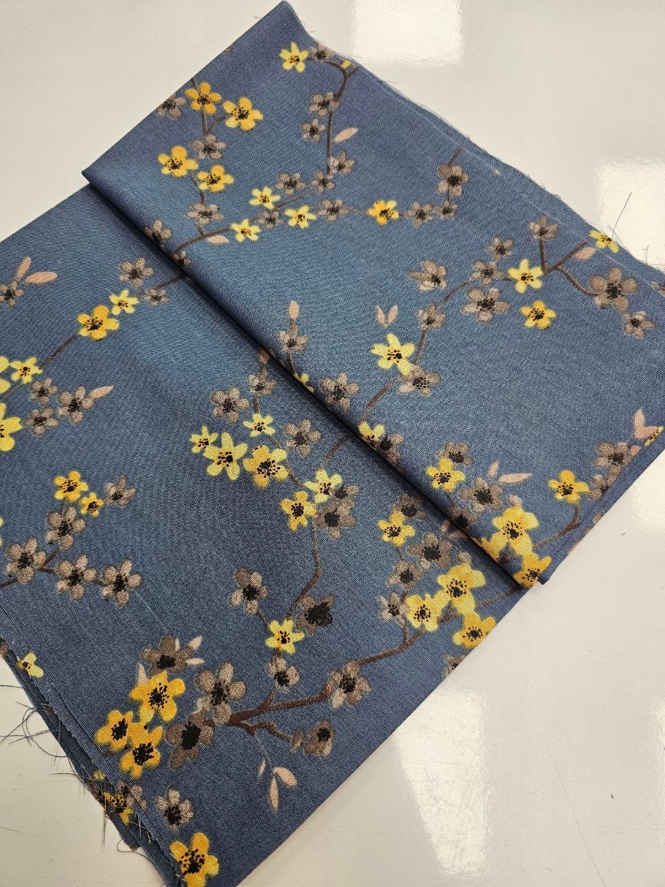 Mini Çiçekler Desenli Nevresimlik Poplin Kumaş