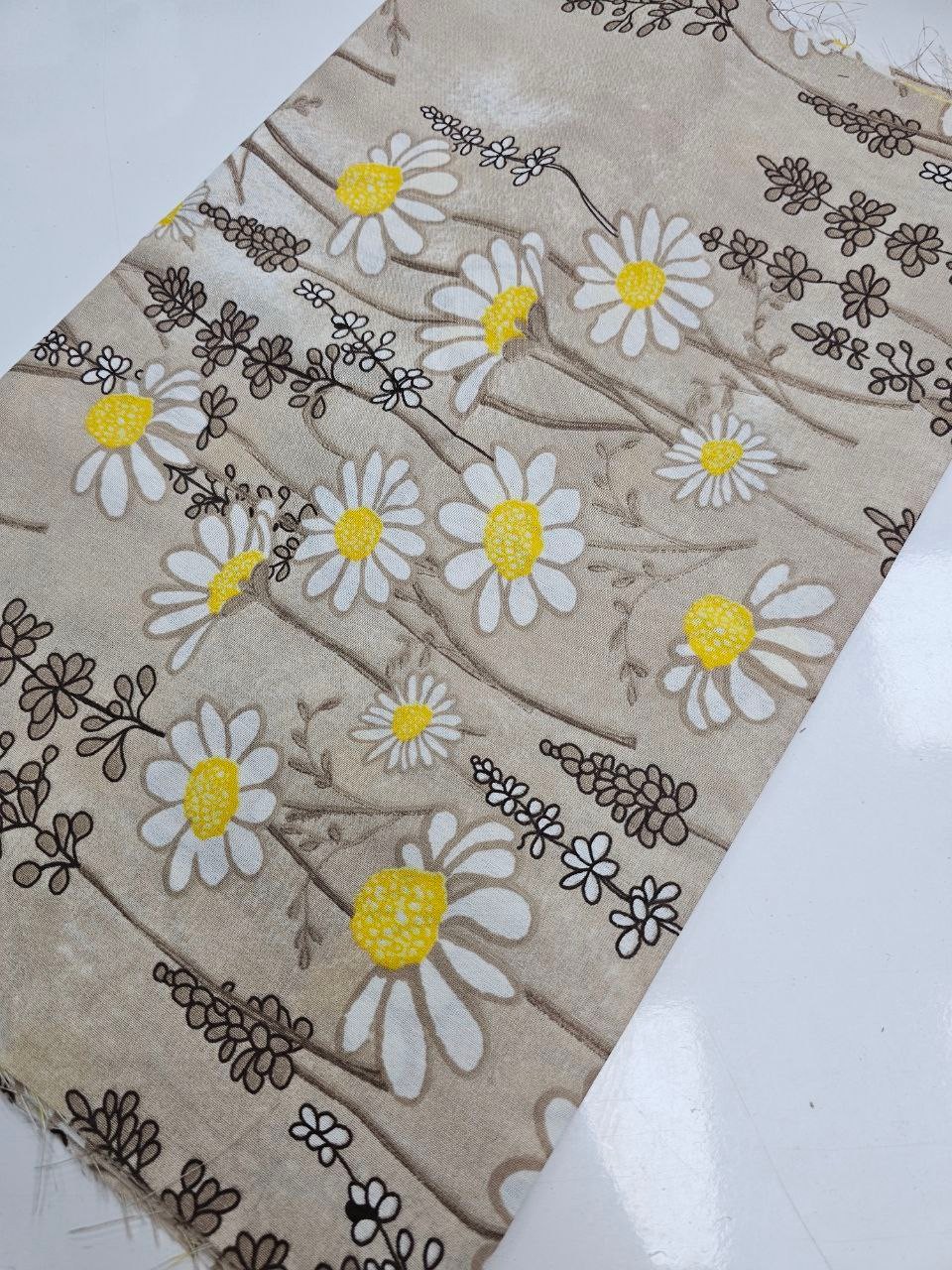 Kapuçino Papatya Desenli Nevresimlik Poplin Kumaş