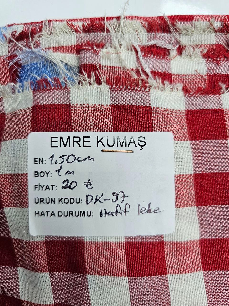 Kırmızı Kareli Zefir Kumaş