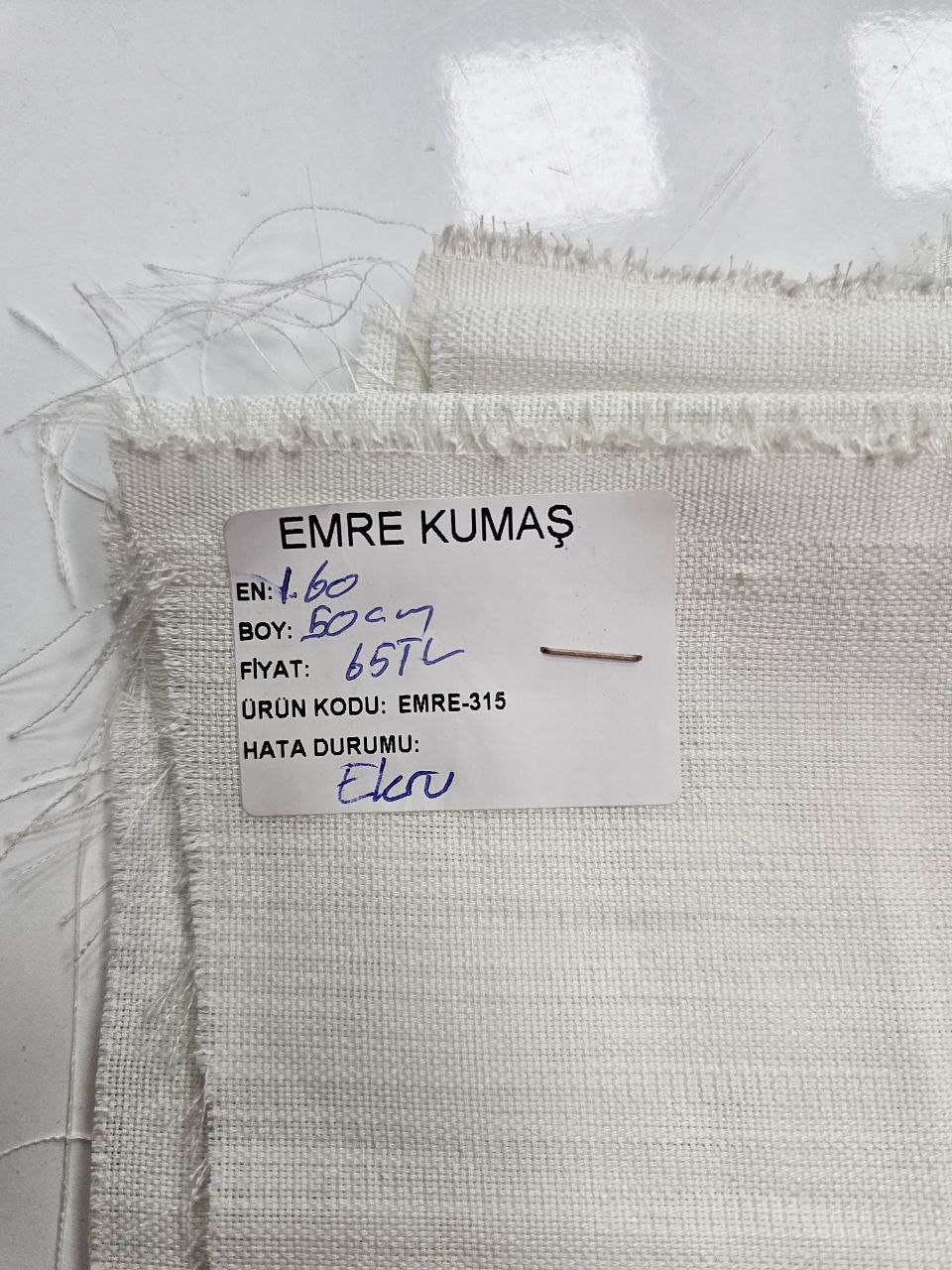 Ekru Renk Simsiz Gardenya Kumaş