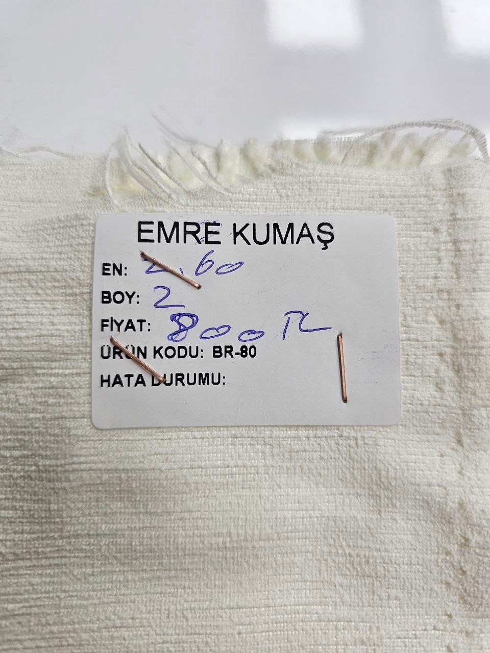 Ekru Rek Nakışlı Hera Pike Kumaşı