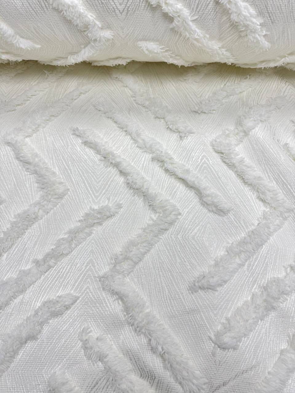 Ekru Zigzag Desen Nakışlı Hera Pike