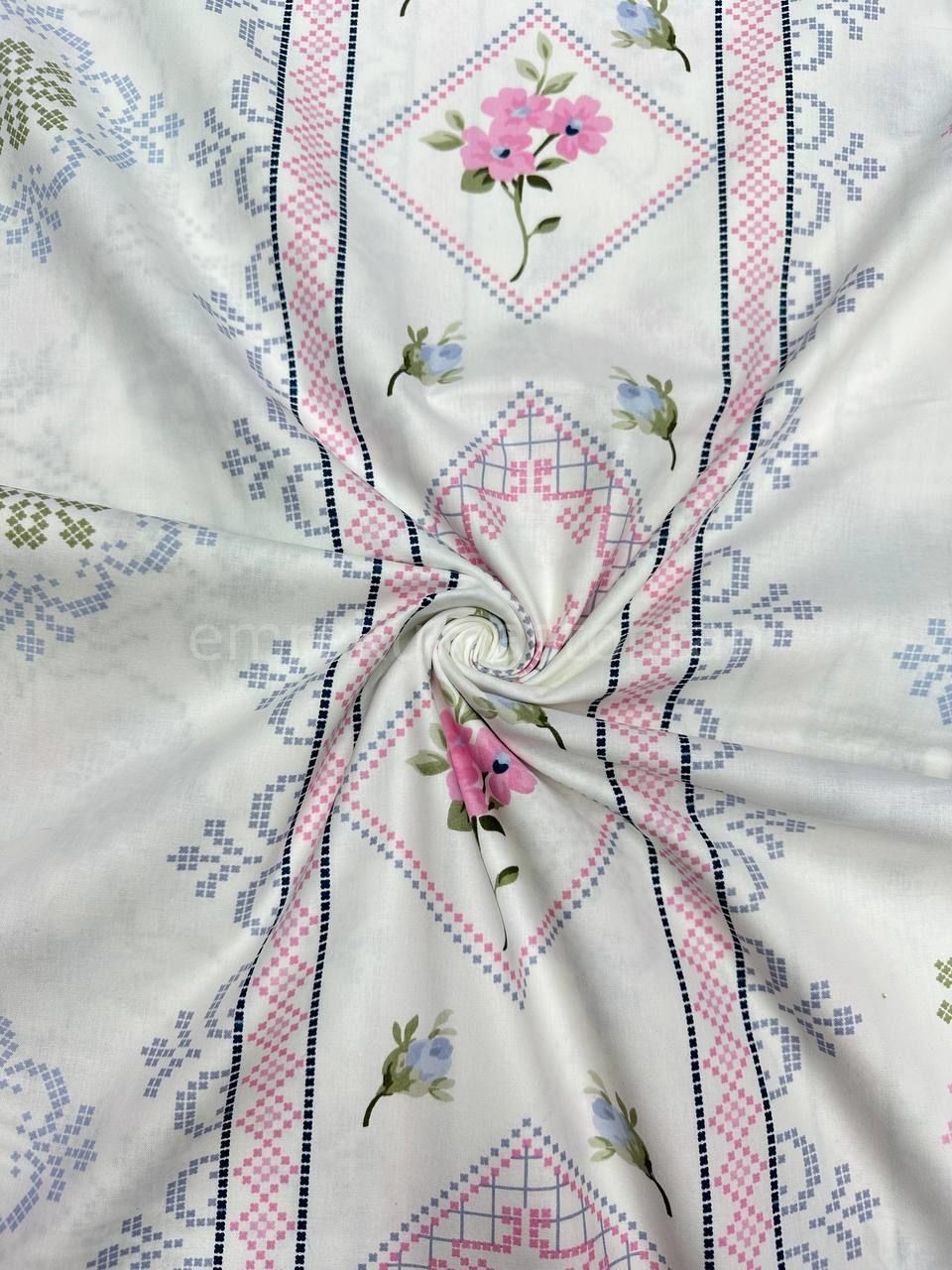 Kaneviçe Desen Nevresimlik Poplin Kumaş