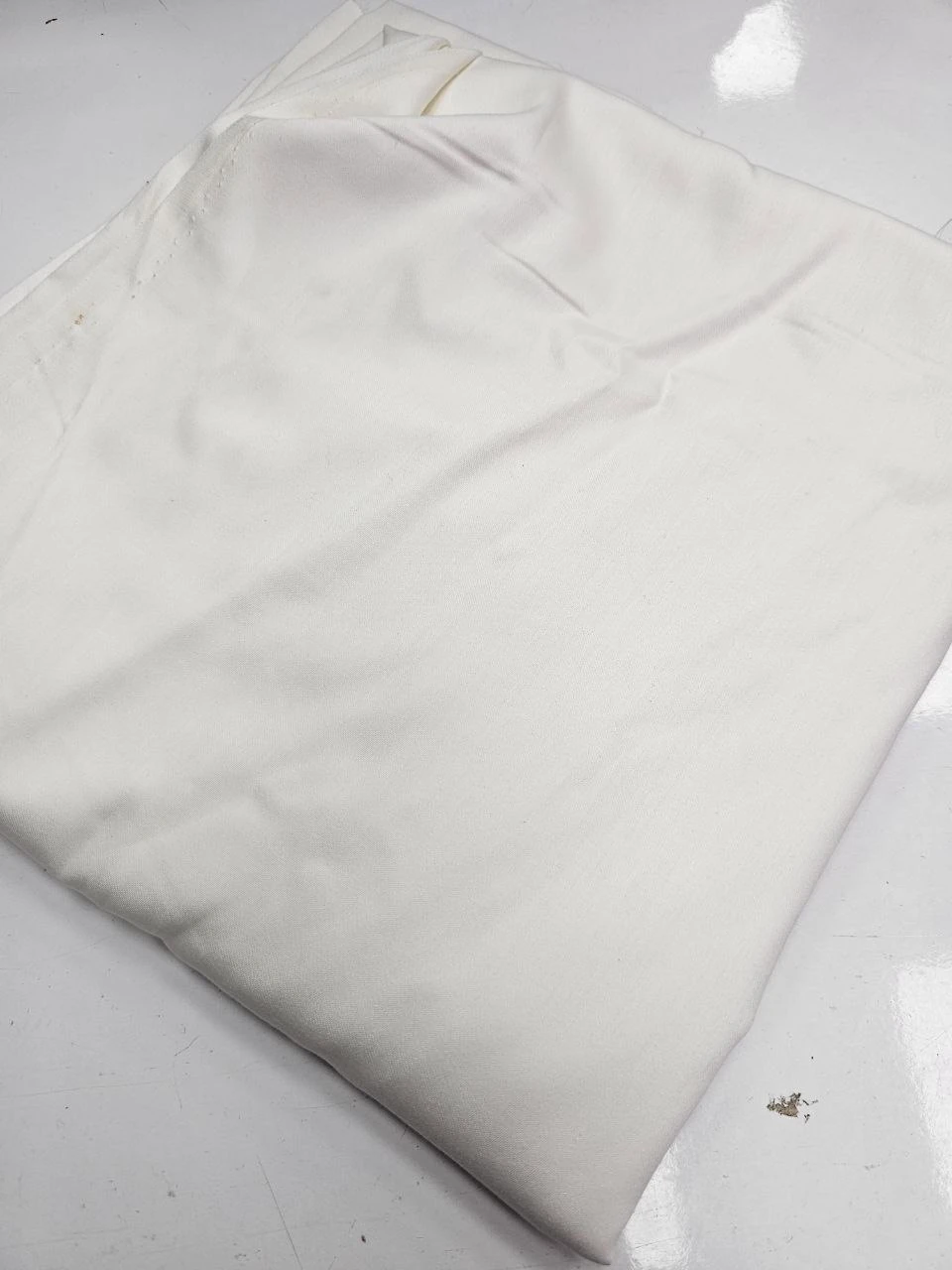 Ekru Renk Mat Pamuk Saten Kumaş