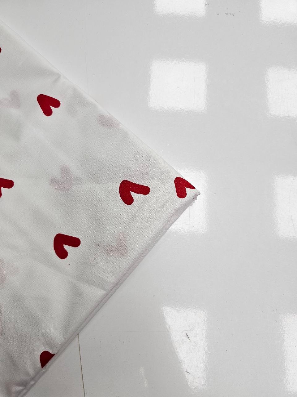 Poplin Fabric for Bed Linen with Heart Pattern