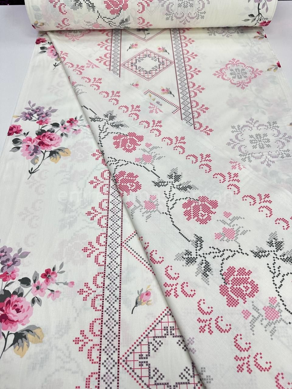 Kaneviçe Desen Nevresimlik Poplin Kumaş
