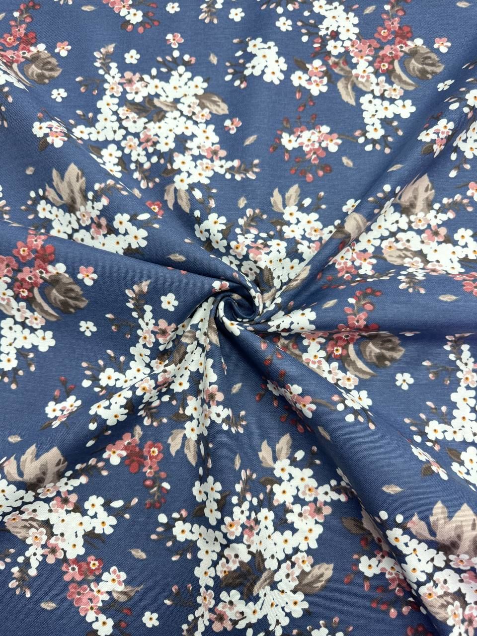قماش بط أزرق داكن منقوش بأزهار هشة - قماش بط