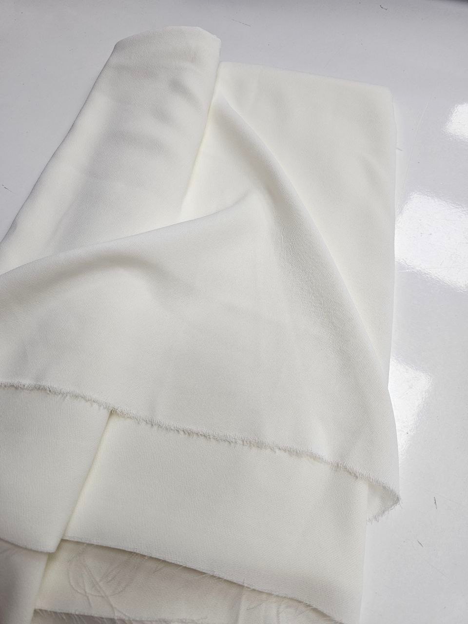 Ecru Color Crepe Fabric for Clothing
