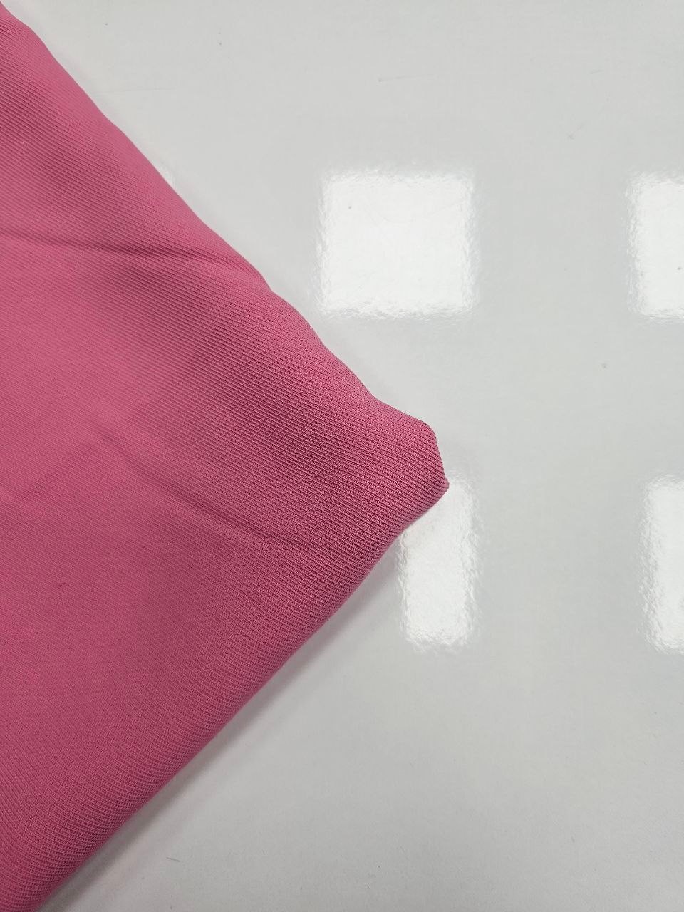 Pembe Renk Krep Kumaş