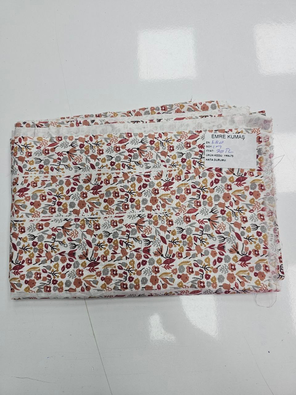 Mini Çıtır Çiçek Desenli Giyimlik Poplin Kumaş