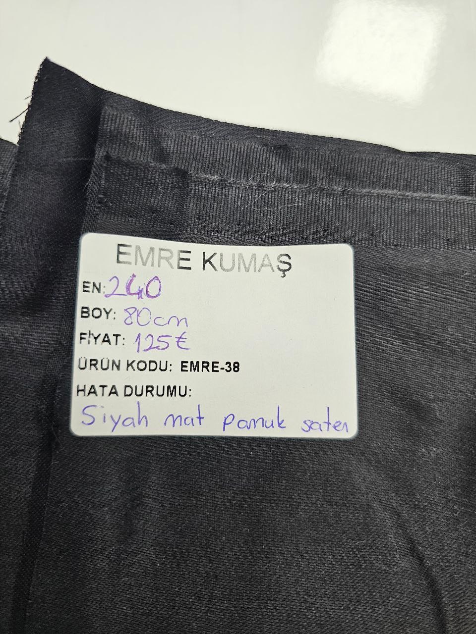 Siyah Renk Mat Pamuk Saten Kumaş
