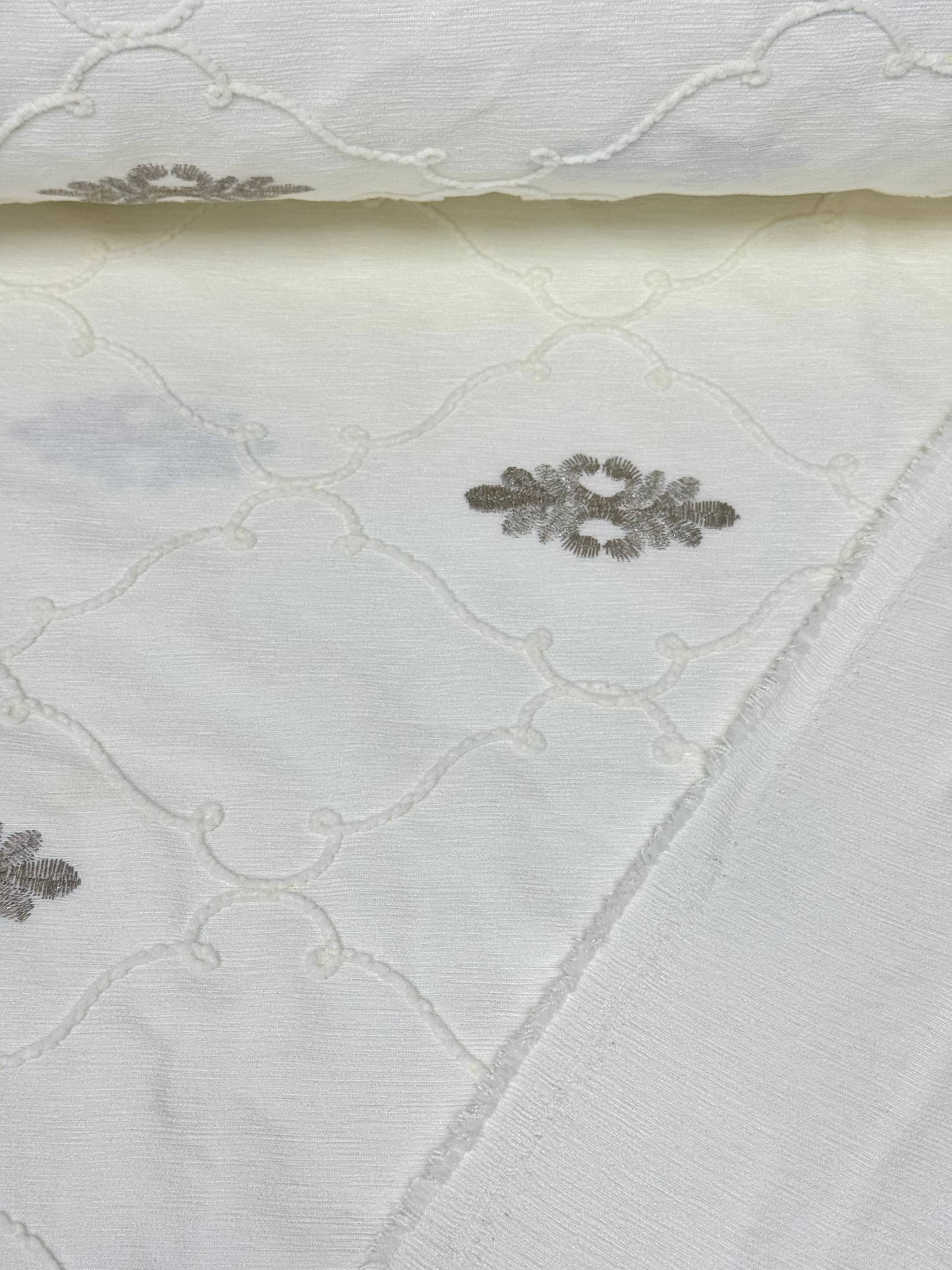 Ecru Frame Pattern Embroidered Hera Pique