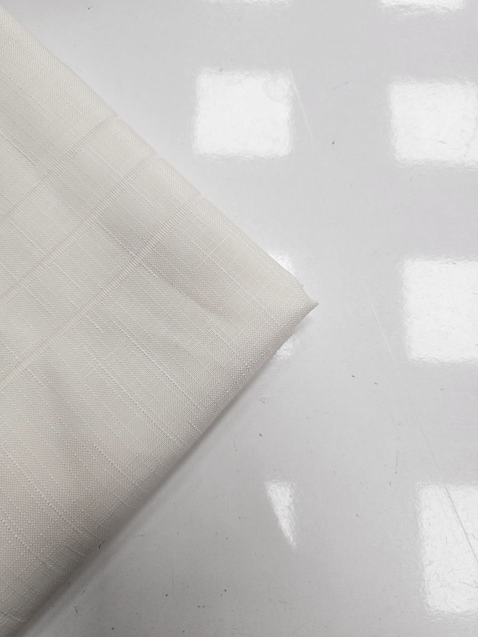 Ekru Renk Ajurlu İsveç Keten Kumaş